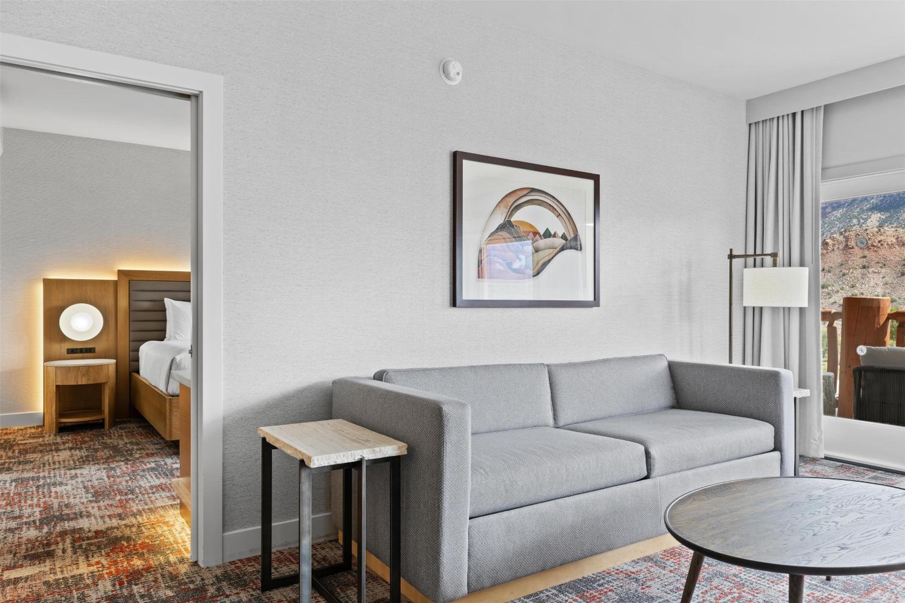 One-Bedroom King Suite - Photo 2