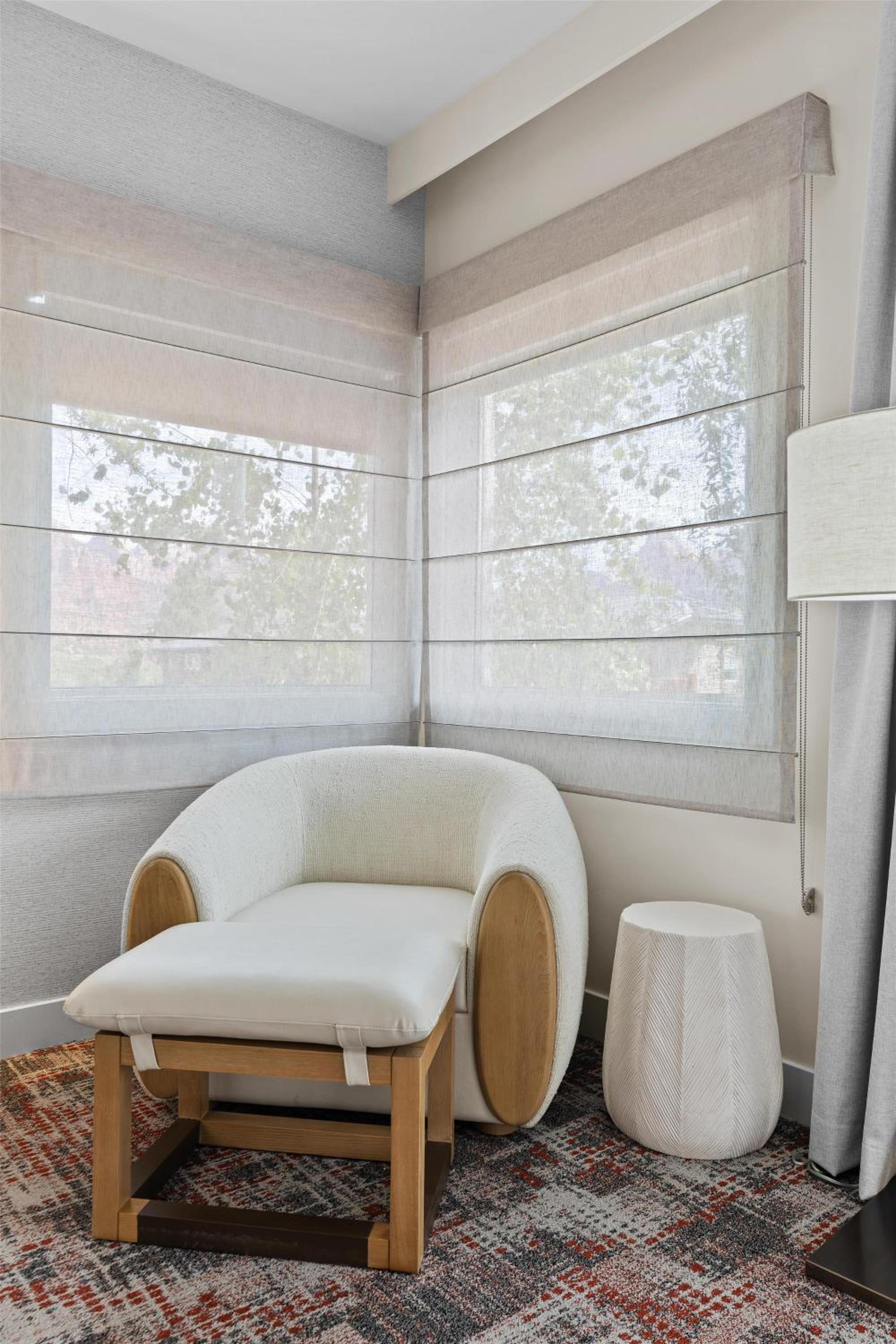 Queen Room with Two Queen Beds - Annex Building - Photo 7