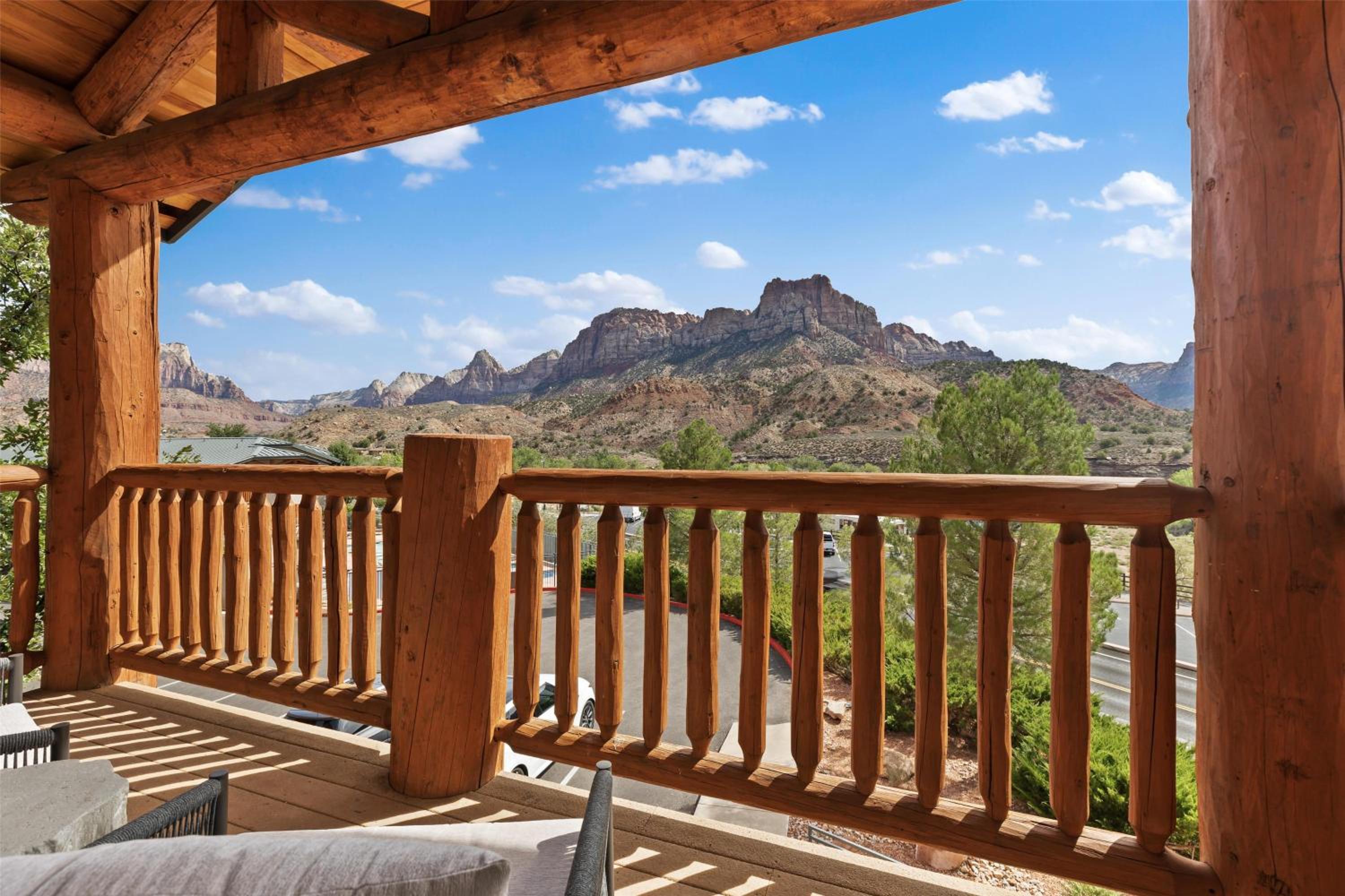 One-Bedroom King Suite - Photo 7