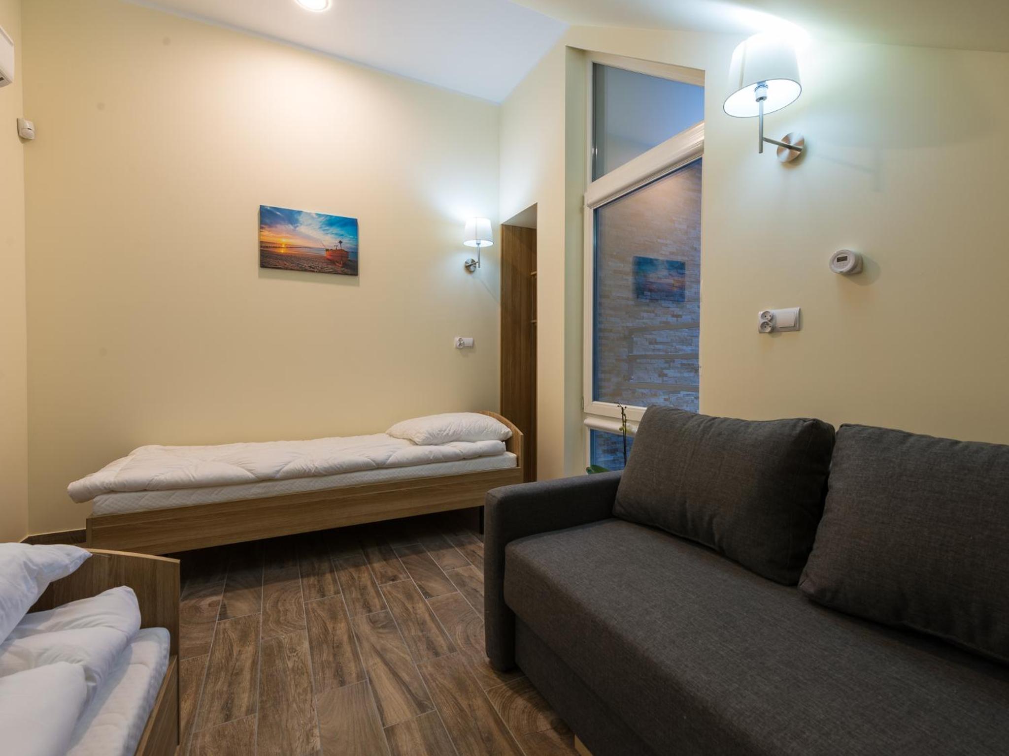 Apartment - Split Level photo 2