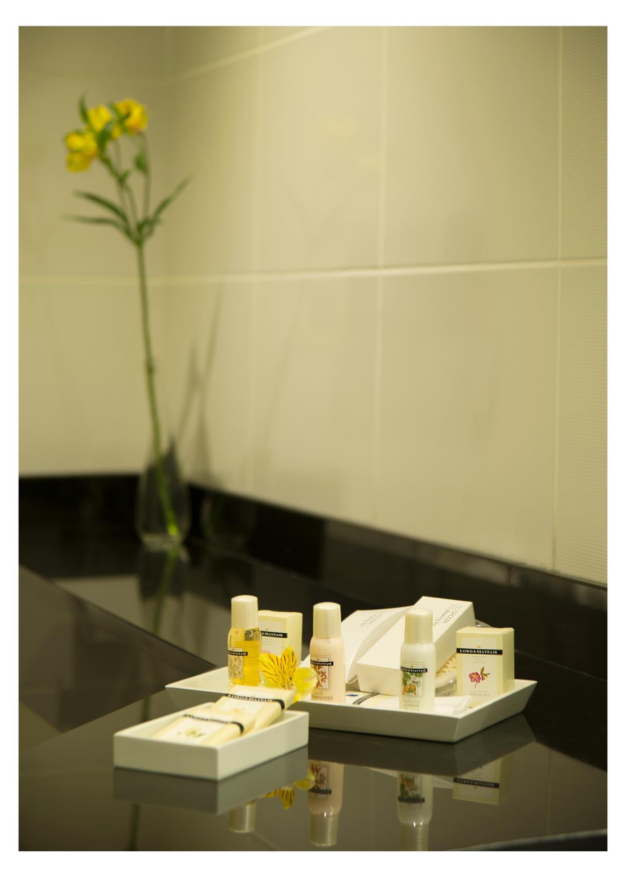 Luxury Twin Room - Photo 6