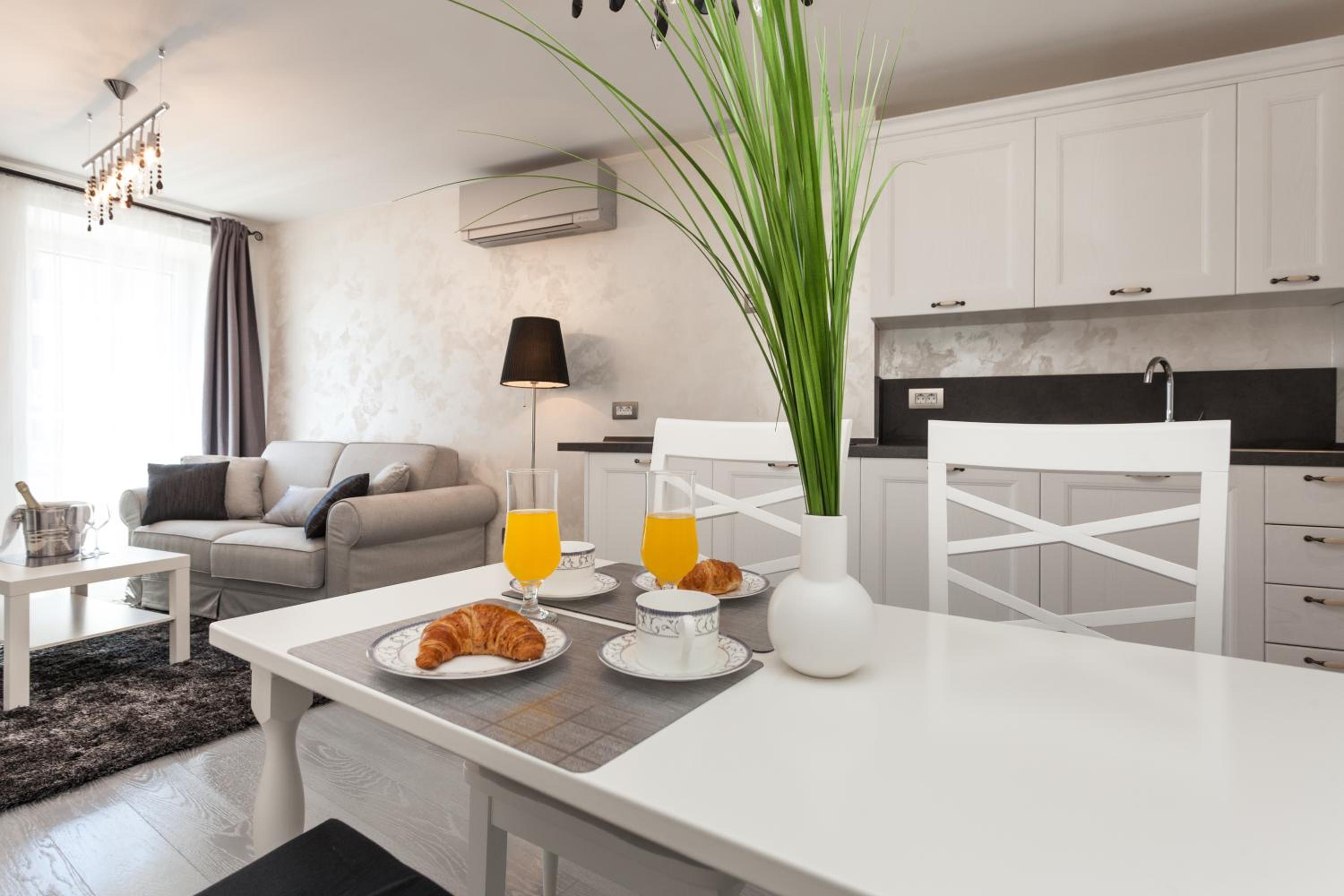 Deluxe Apartment with Sea View - Photo 14