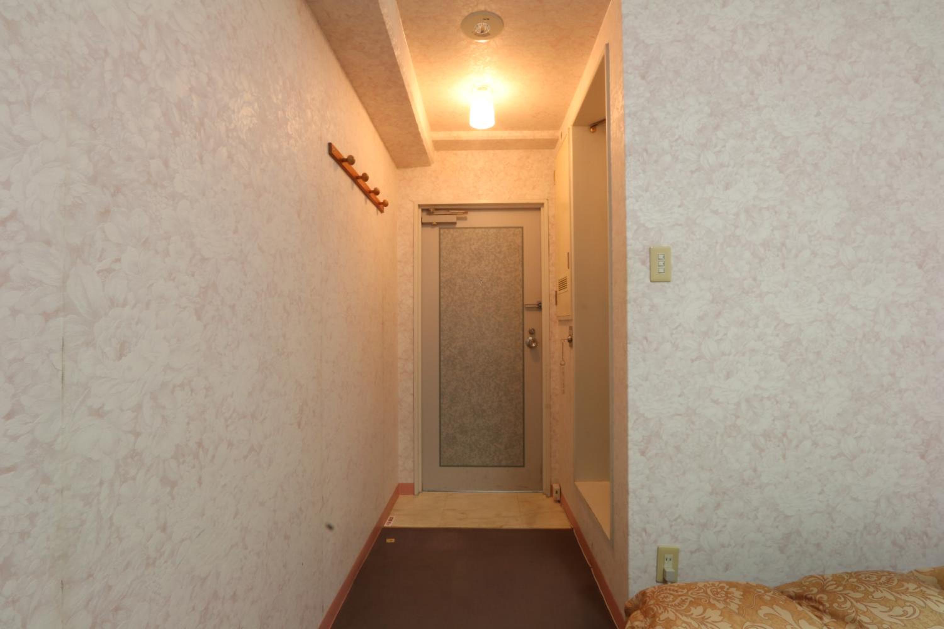 Standard Twin Room - Photo 2
