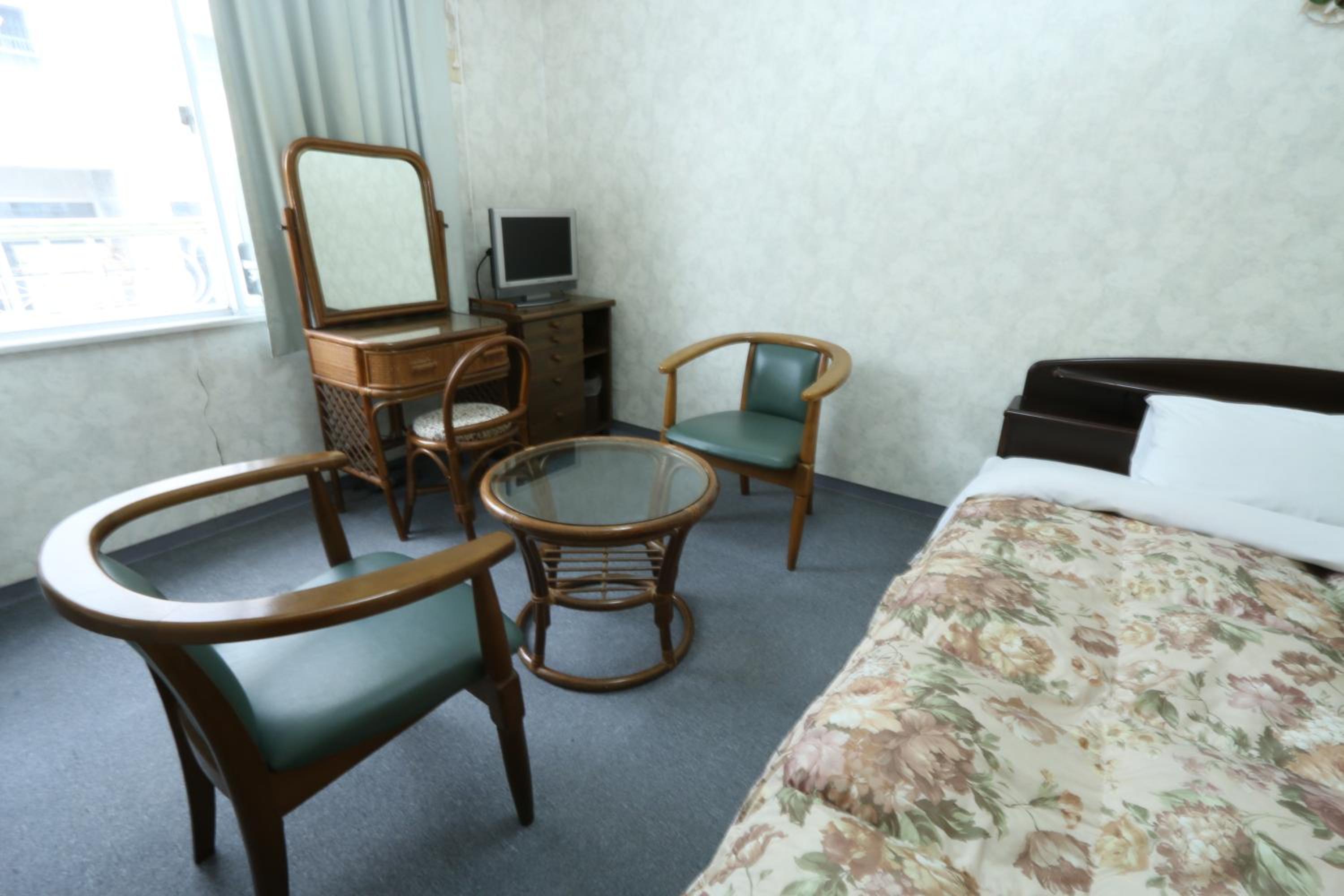 Economy Double Room photo 2