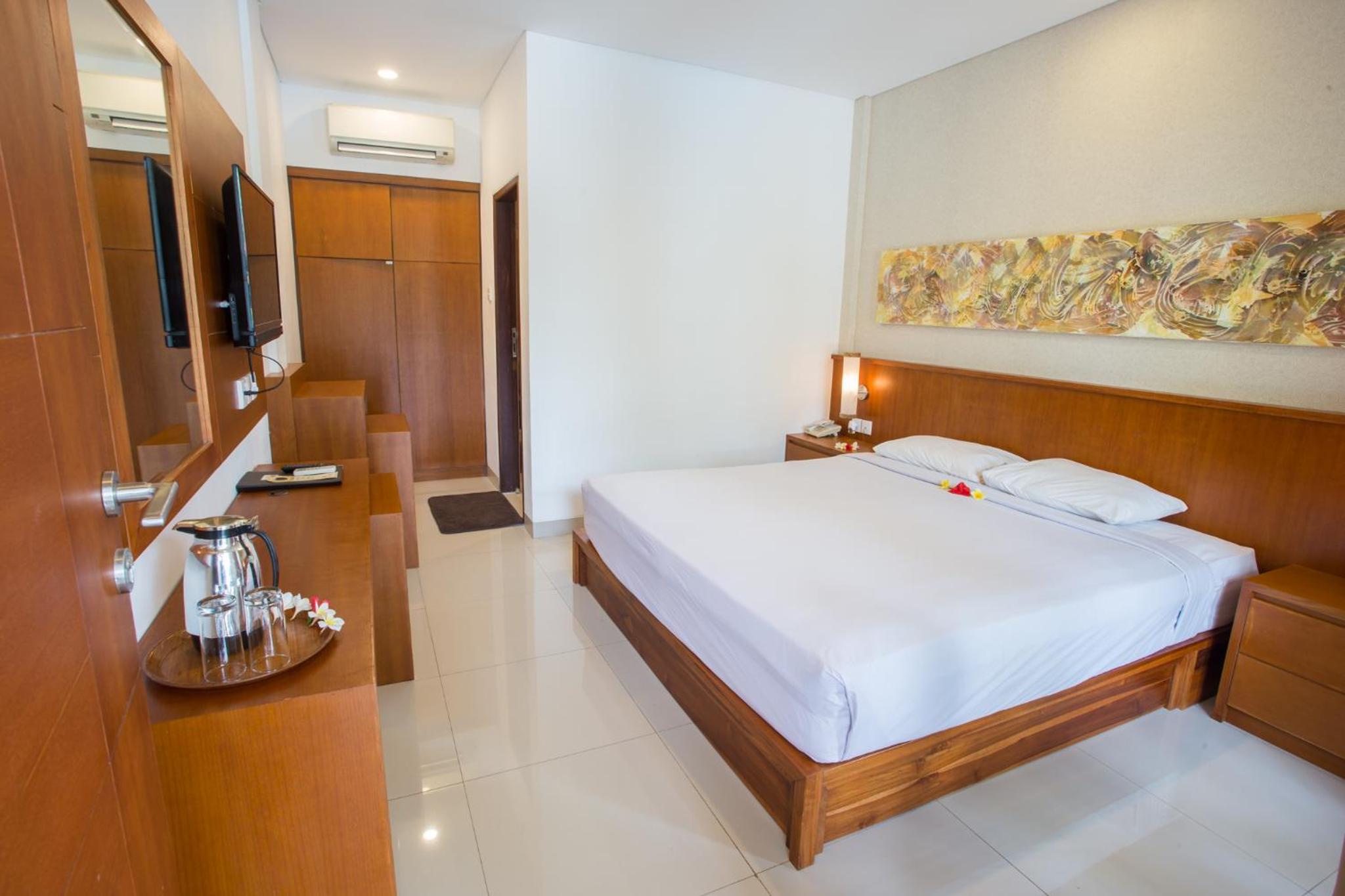 Standard Double or Twin Room photo 2