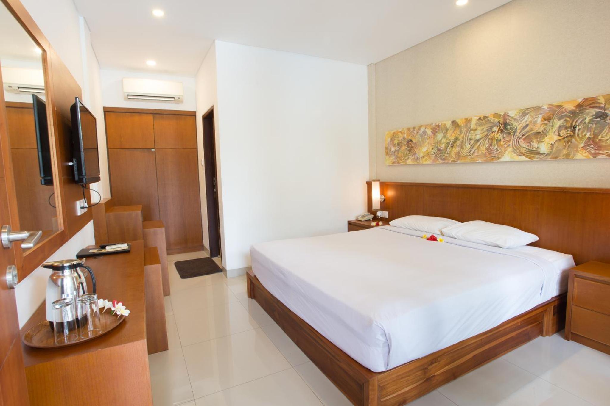 Standard Double or Twin Room photo 1