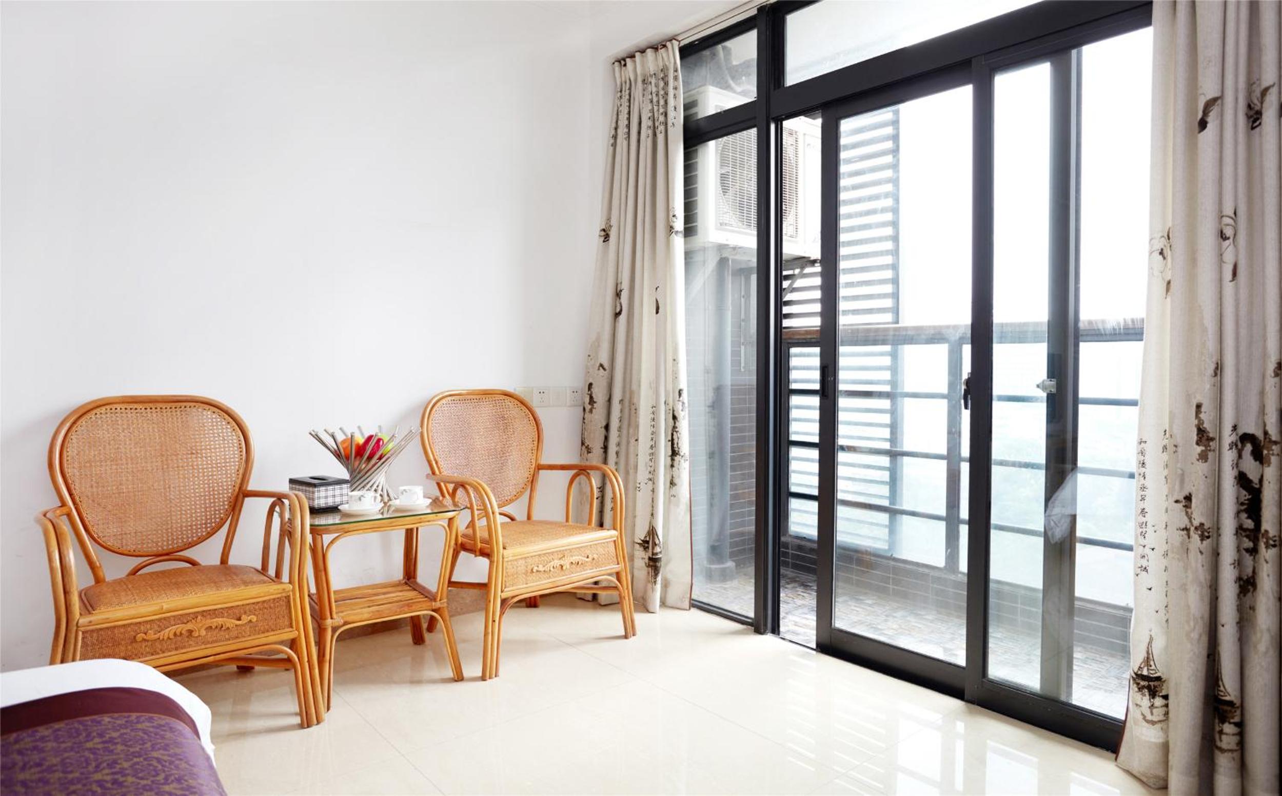 Double or Twin Room with Balcony photo 2