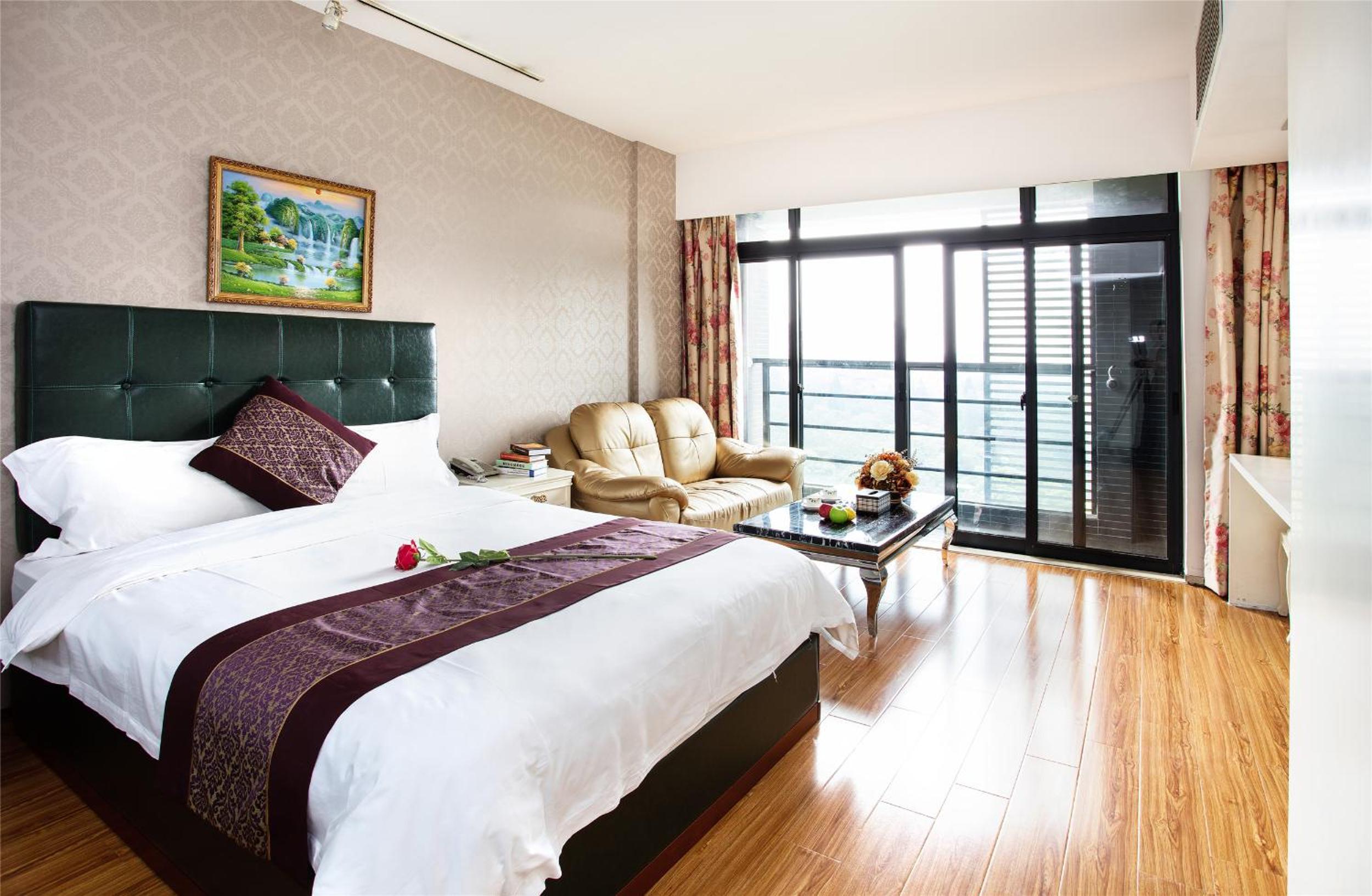 Business Queen Room photo 2