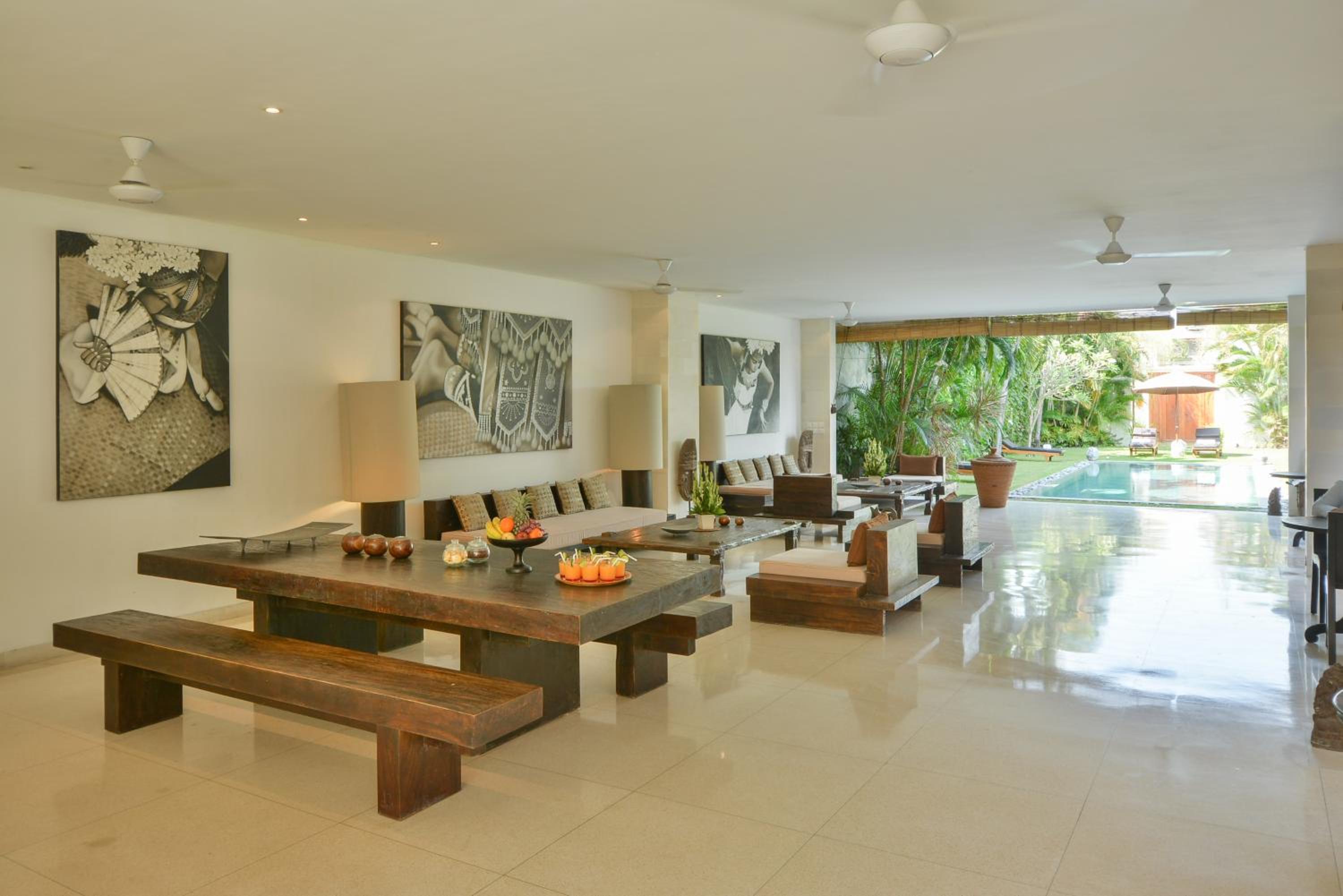 Five-Bedroom Villa with Private Pool and Fully Equipped Kitchenette - Photo 46