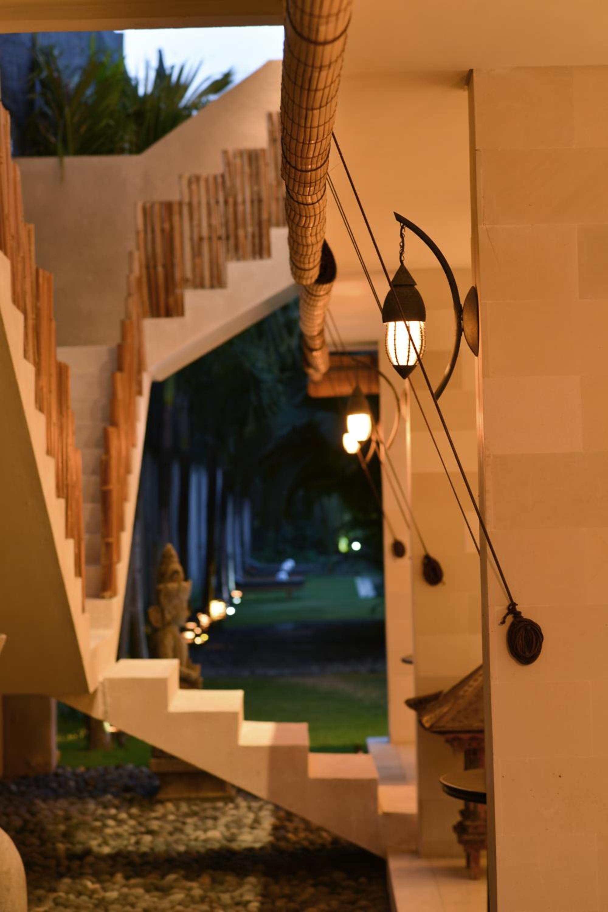 Five-Bedroom Villa with Private Pool and Fully Equipped Kitchenette - Photo 21