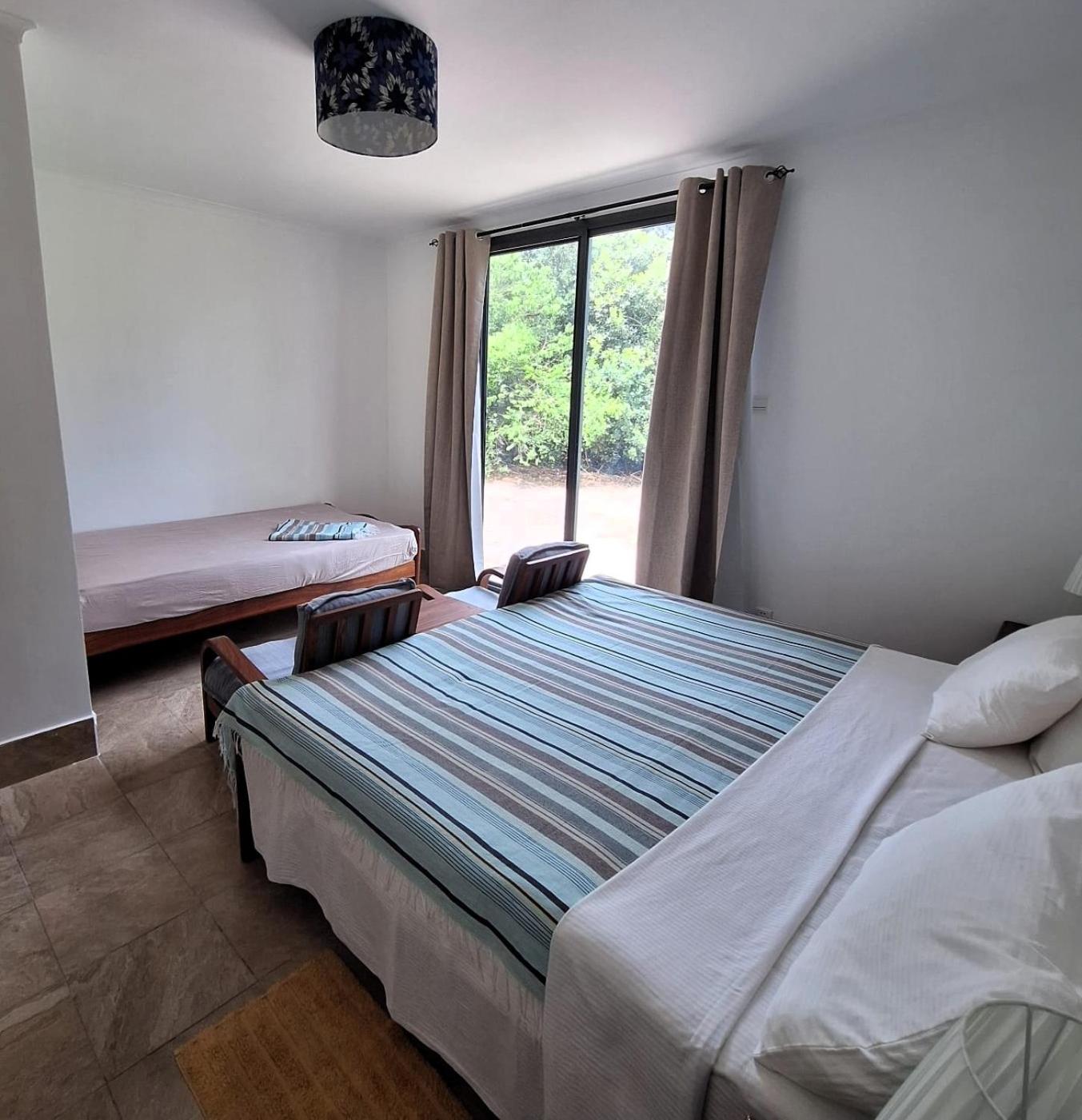 One-Bedroom Apartment with Garden View photo 3