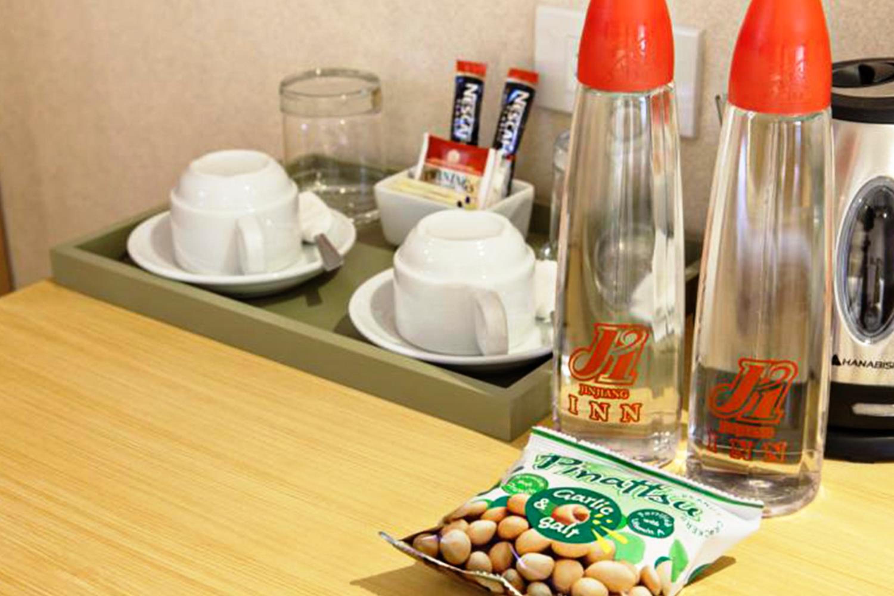 Business King Room - Photo 6
