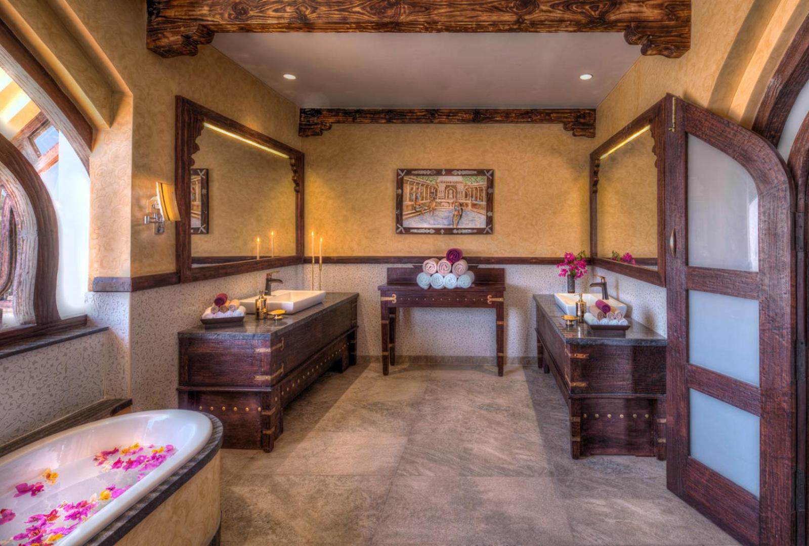 Zenana Palace Suite – Resort Credit Included: ₹15K (3N+) / ₹5K (2N) – Valid till 30 Sept photo