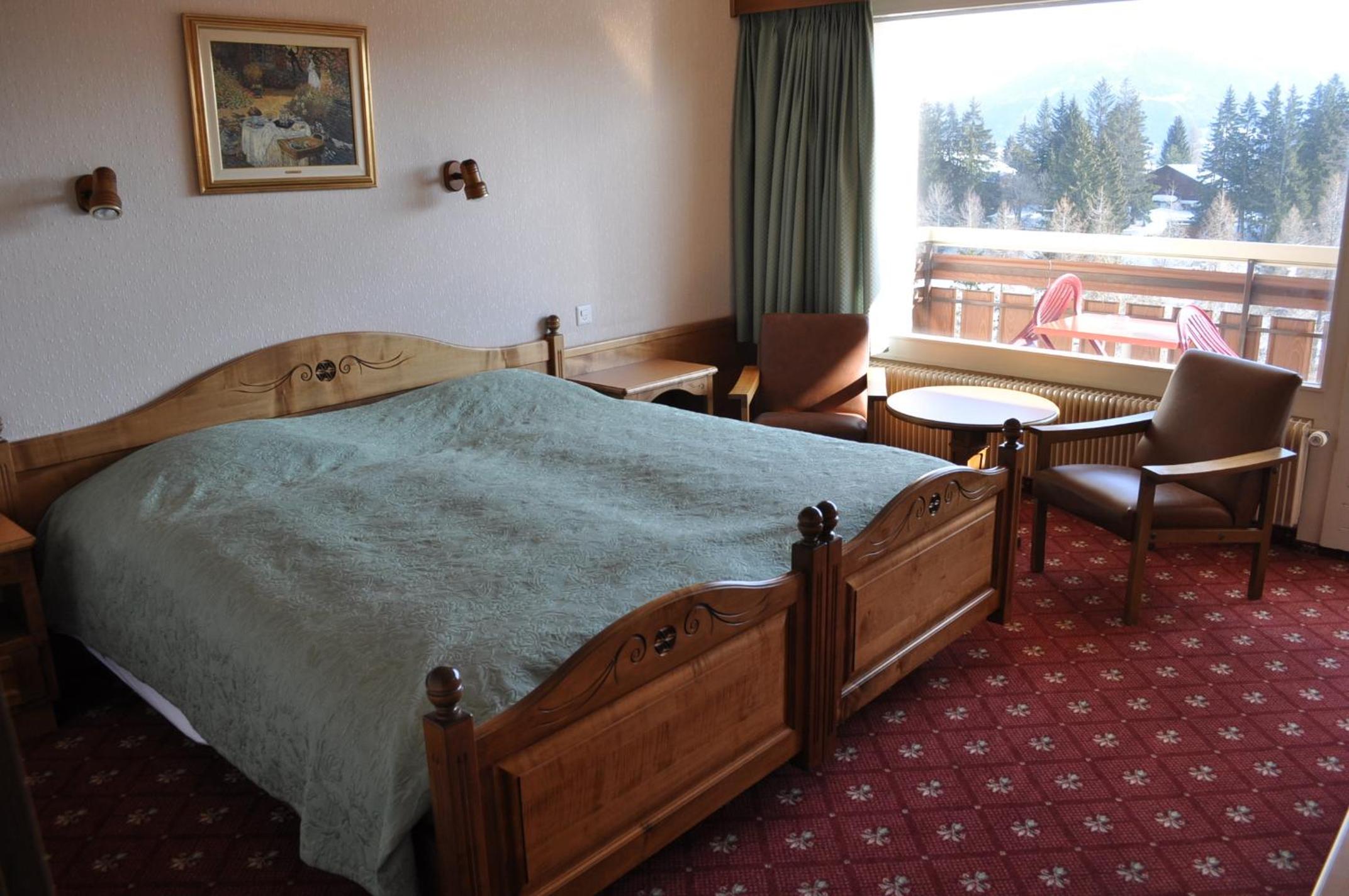 Twin Room with Balcony photo 2