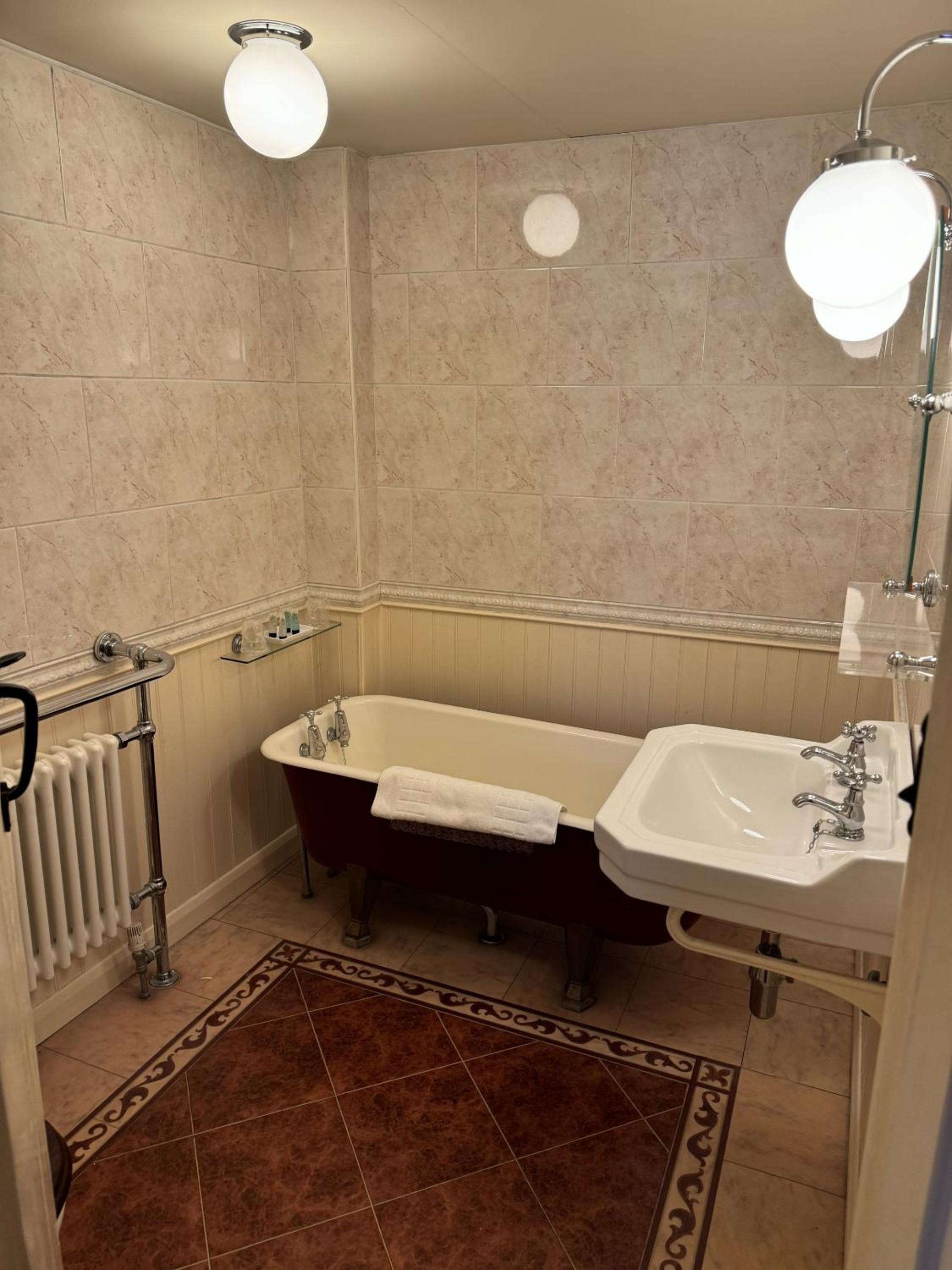 Double Room with Private Bathroom photo 3