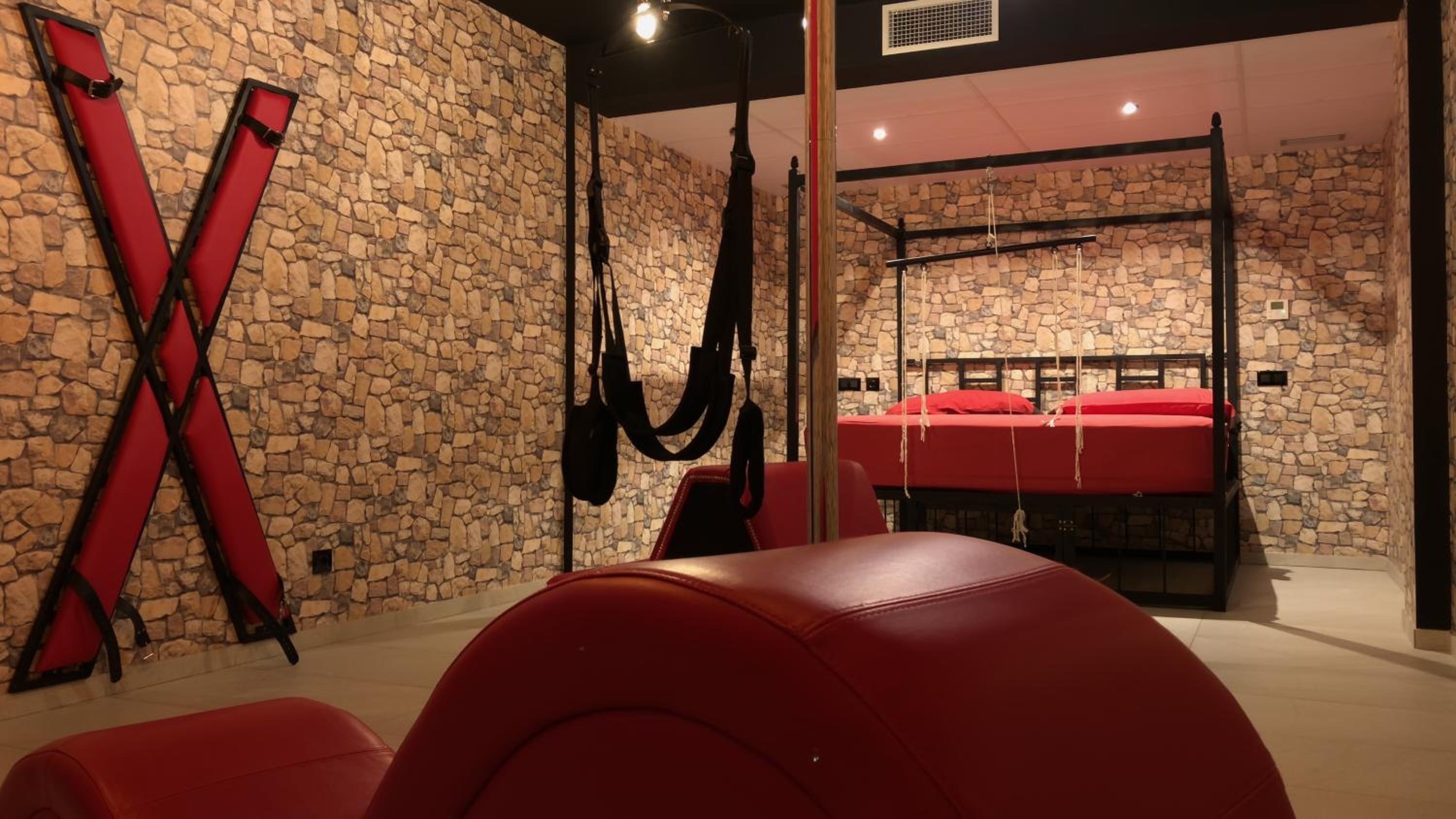 Deluxe Suite with Spa Bath photo 3