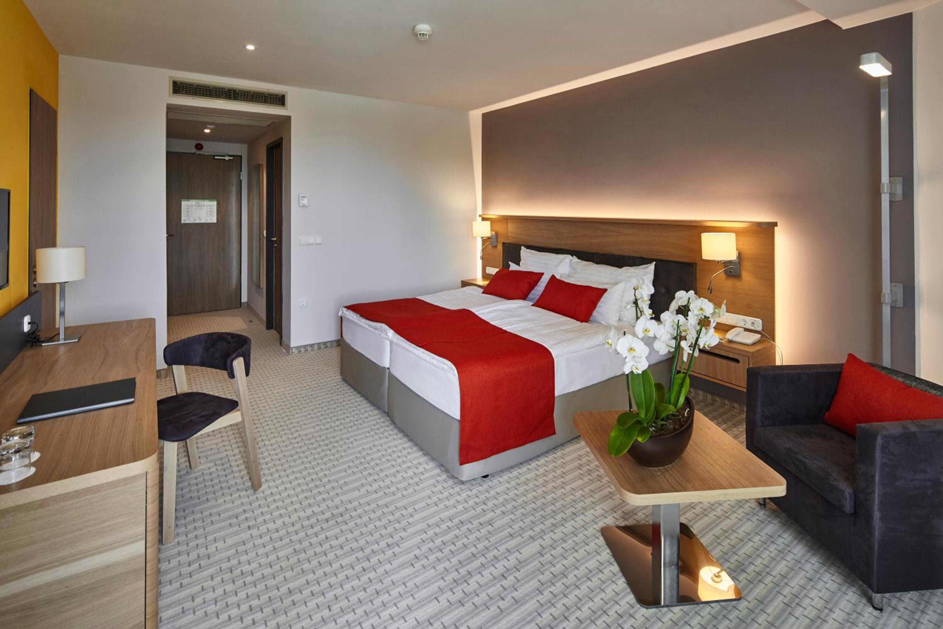 Superior Double or Twin Room with Balcony photo 1