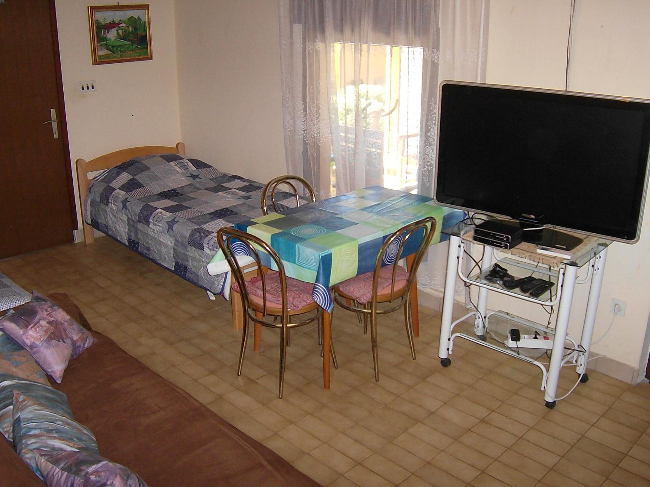 One-Bedroom Apartment (4 Adults) photo 1