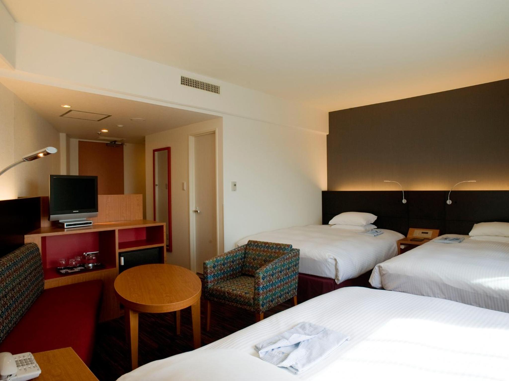 Comfort Triple Room - Non-Smoking - Main Building - Photo 5