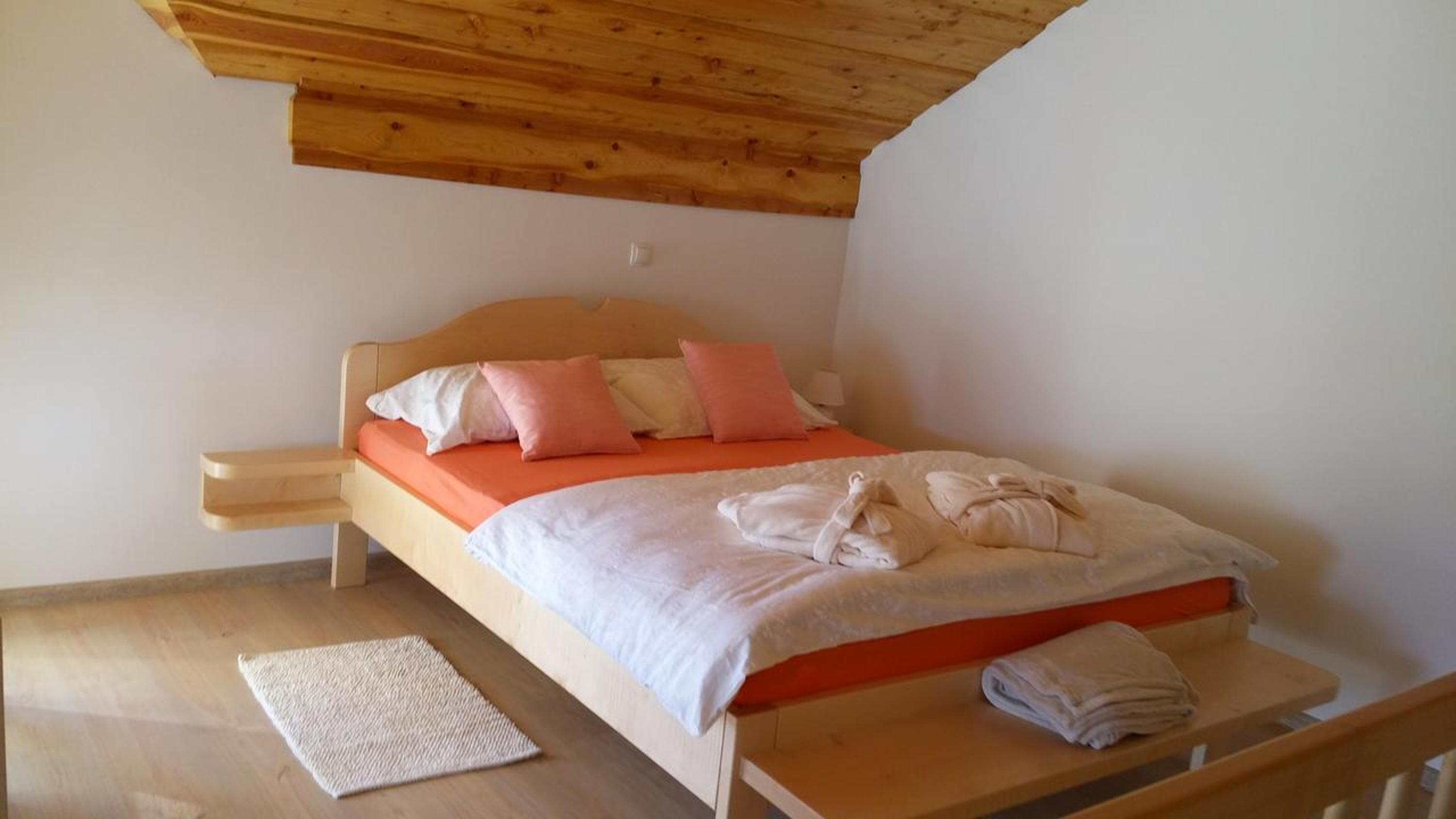 One-Bedroom House photo 1