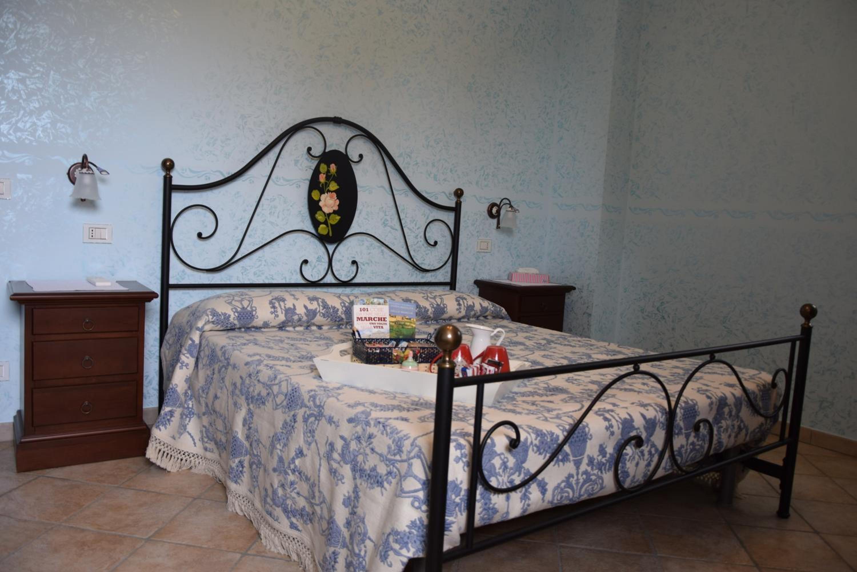 Double Room with Private Bathroom - Photo 1