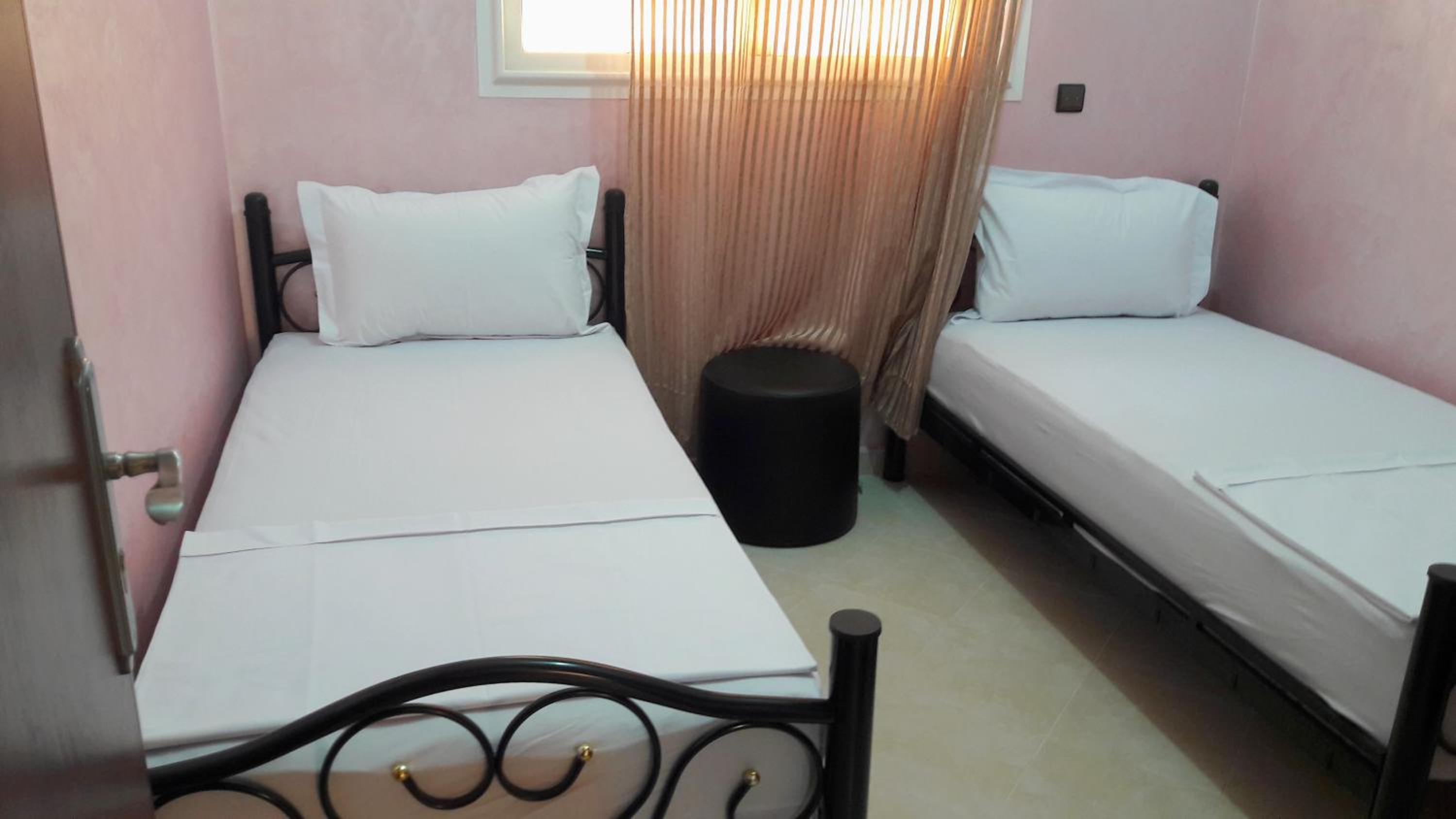 Three-Bedroom Apartment - Photo 41