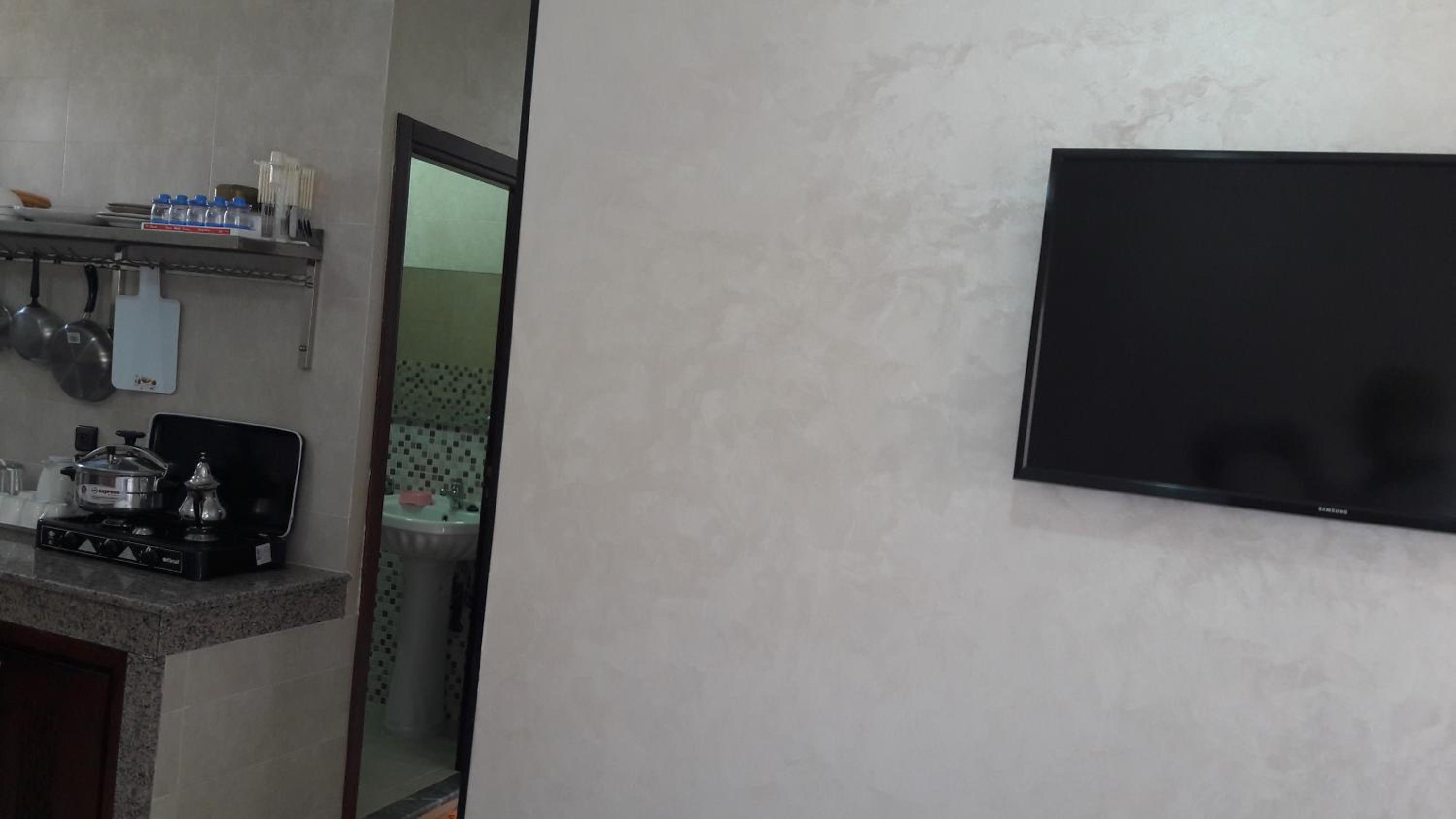 Quadruple Room - Photo 36