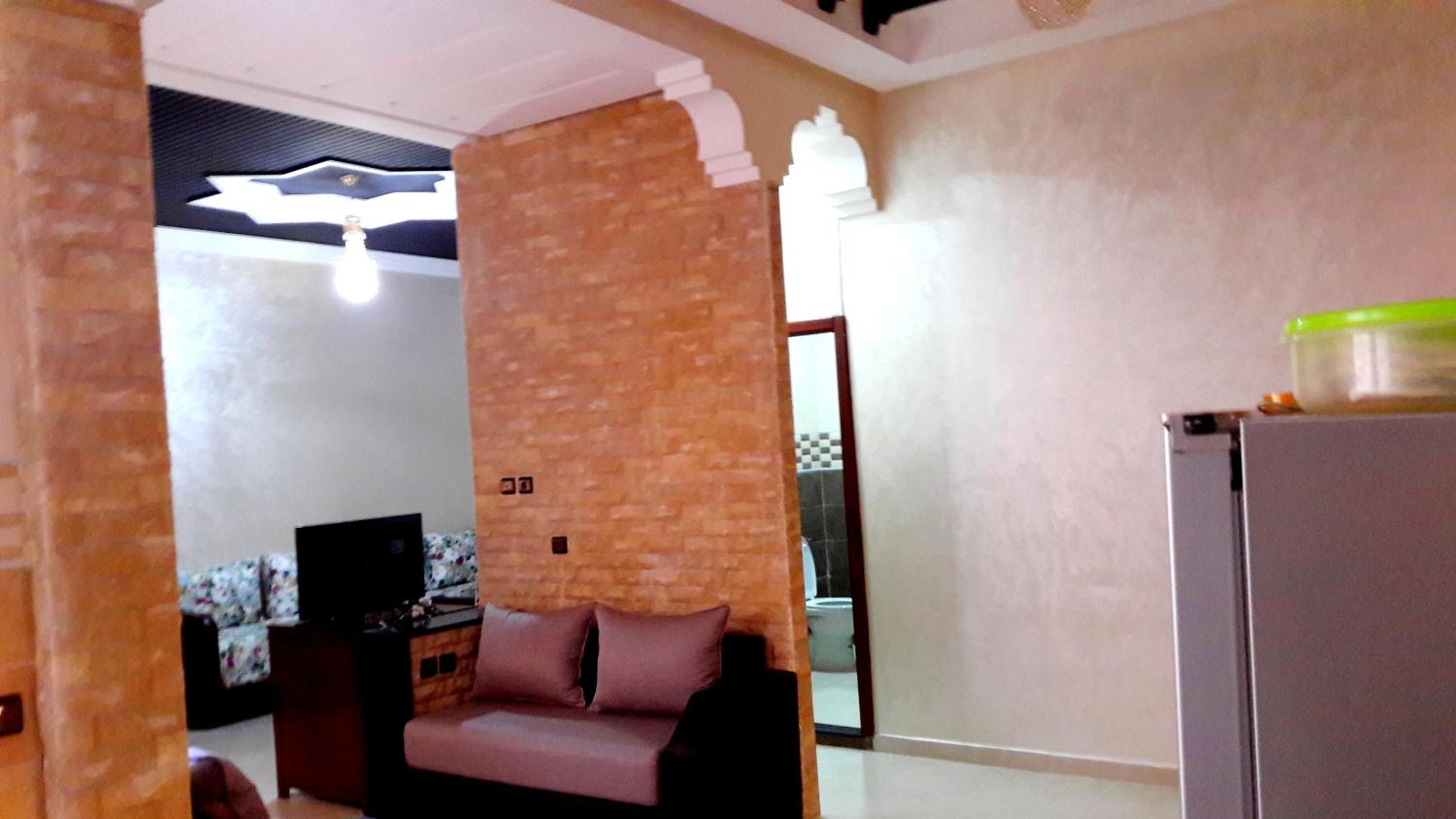 Two-Bedroom Apartment - Photo 3
