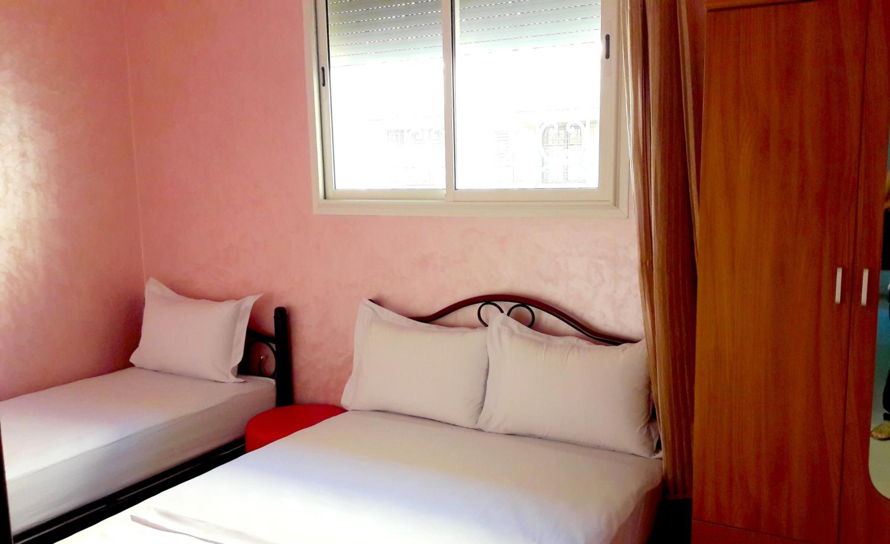 Two-Bedroom Apartment - Photo 19