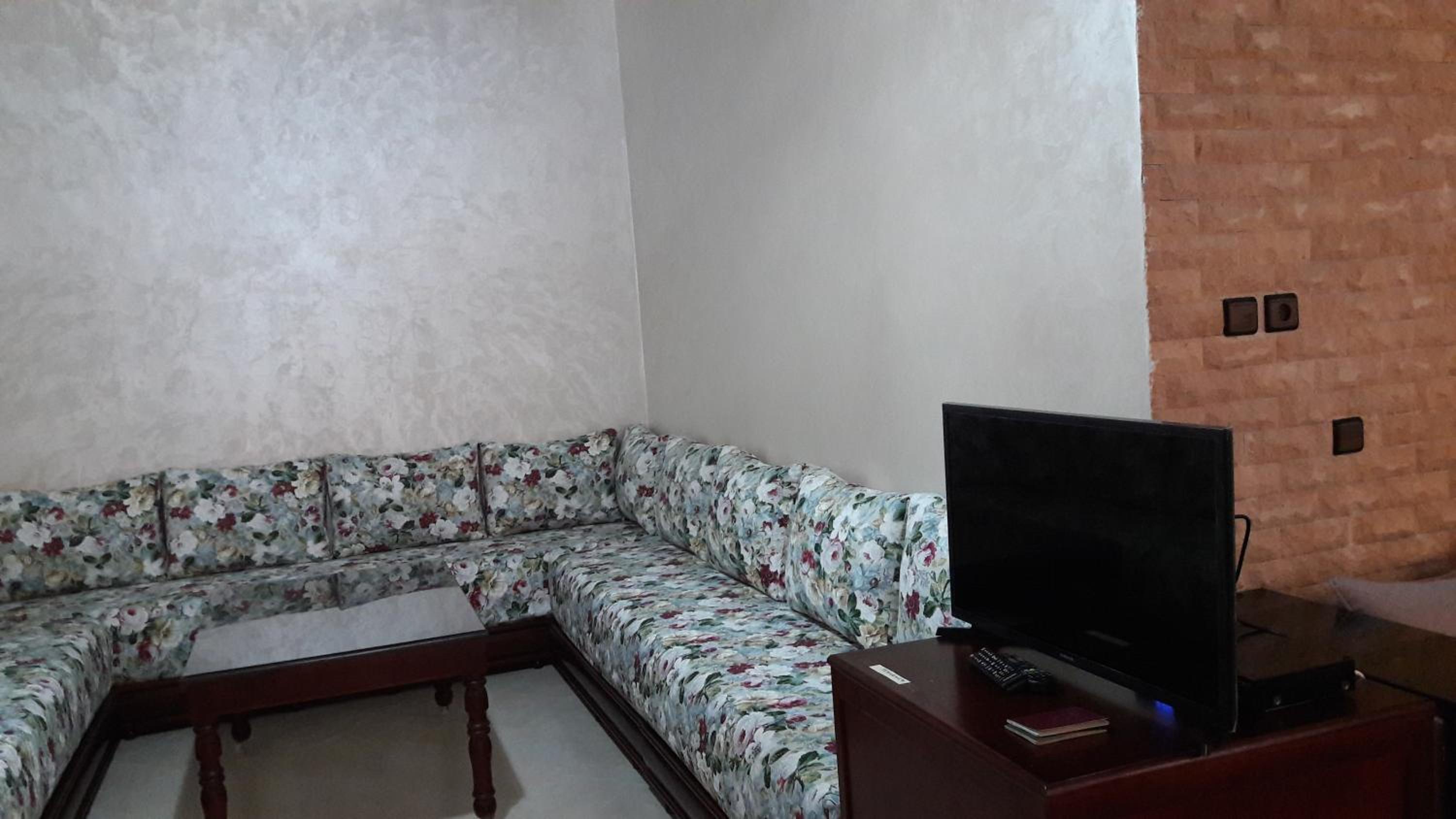 Two-Bedroom Apartment - Photo 10