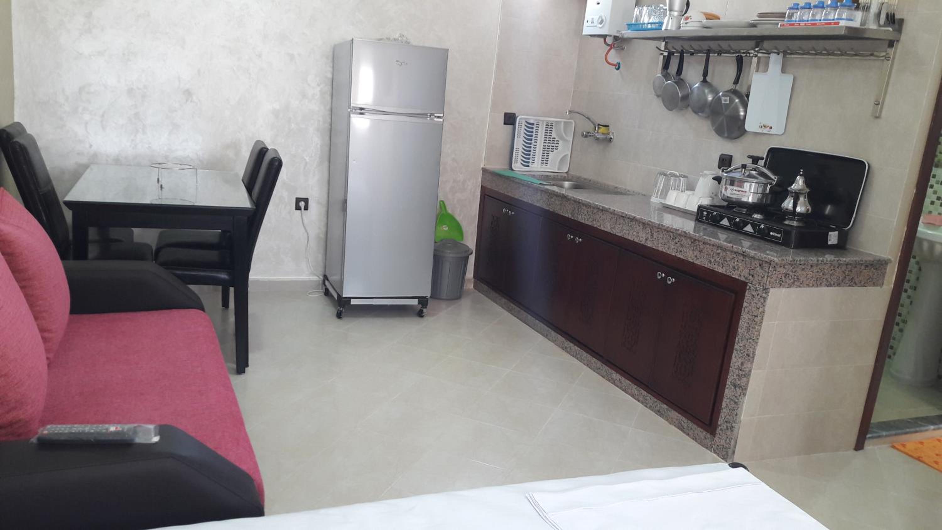Quadruple Room - Photo 8