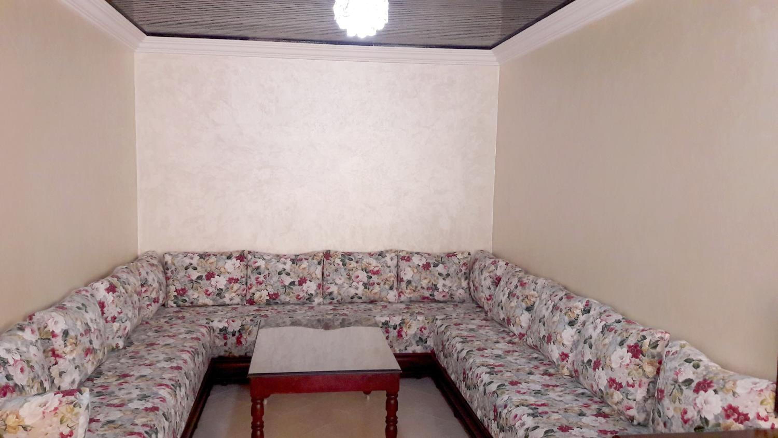 Two-Bedroom Apartment - Photo 38