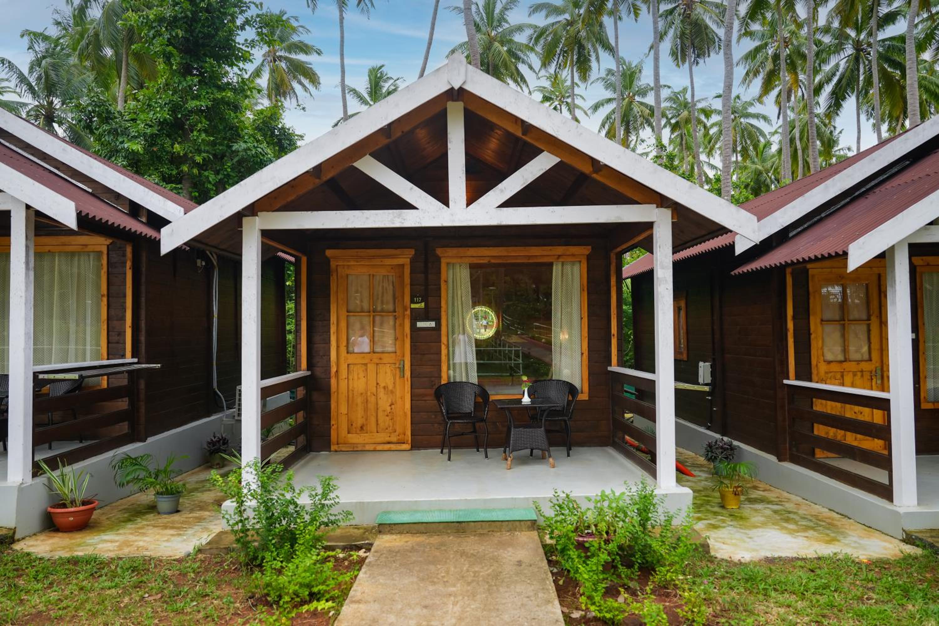 Premium Cottage with Bath Tub and Balcony - Photo 7