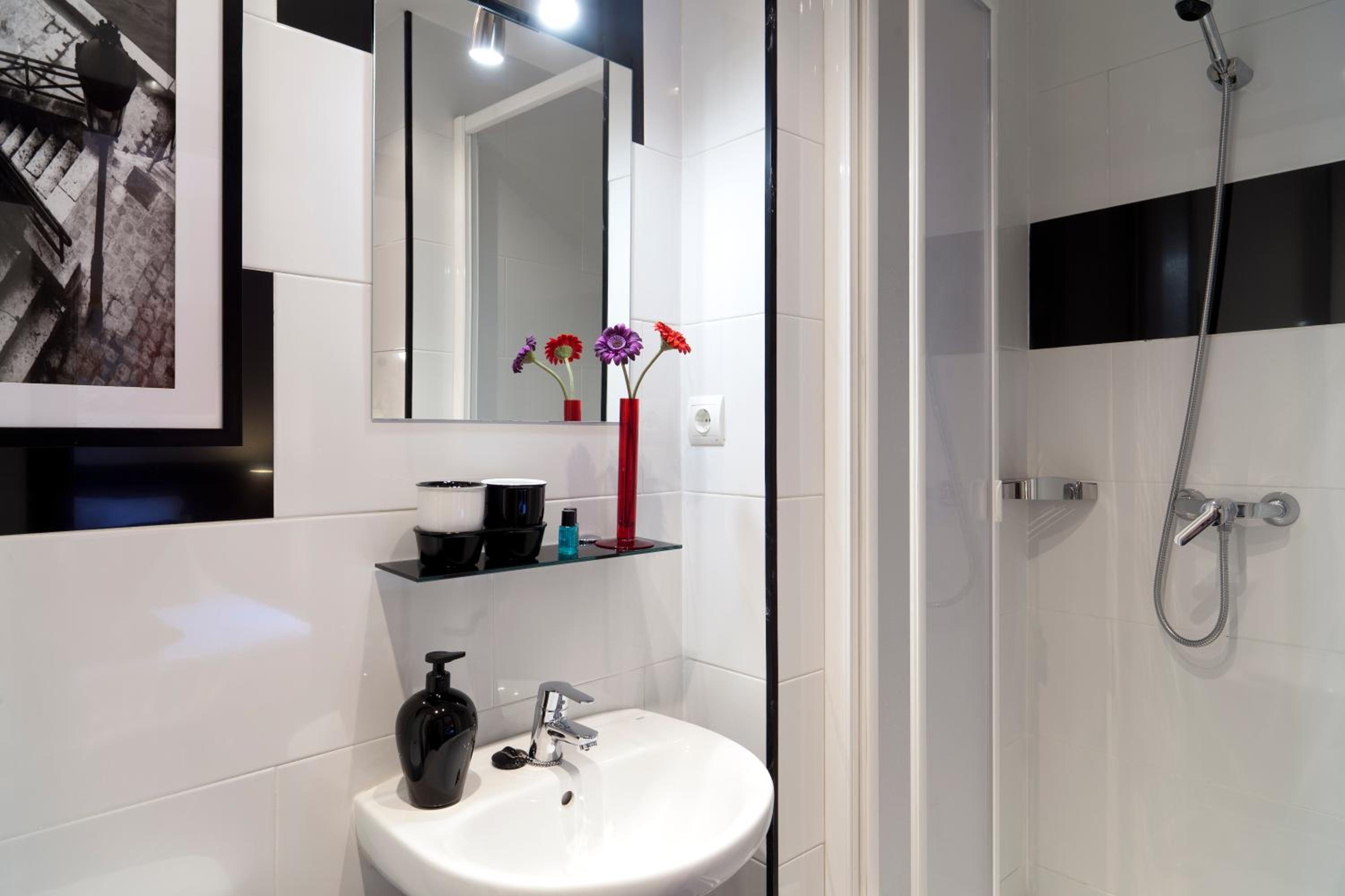 Double Room with Terrace - Photo 5