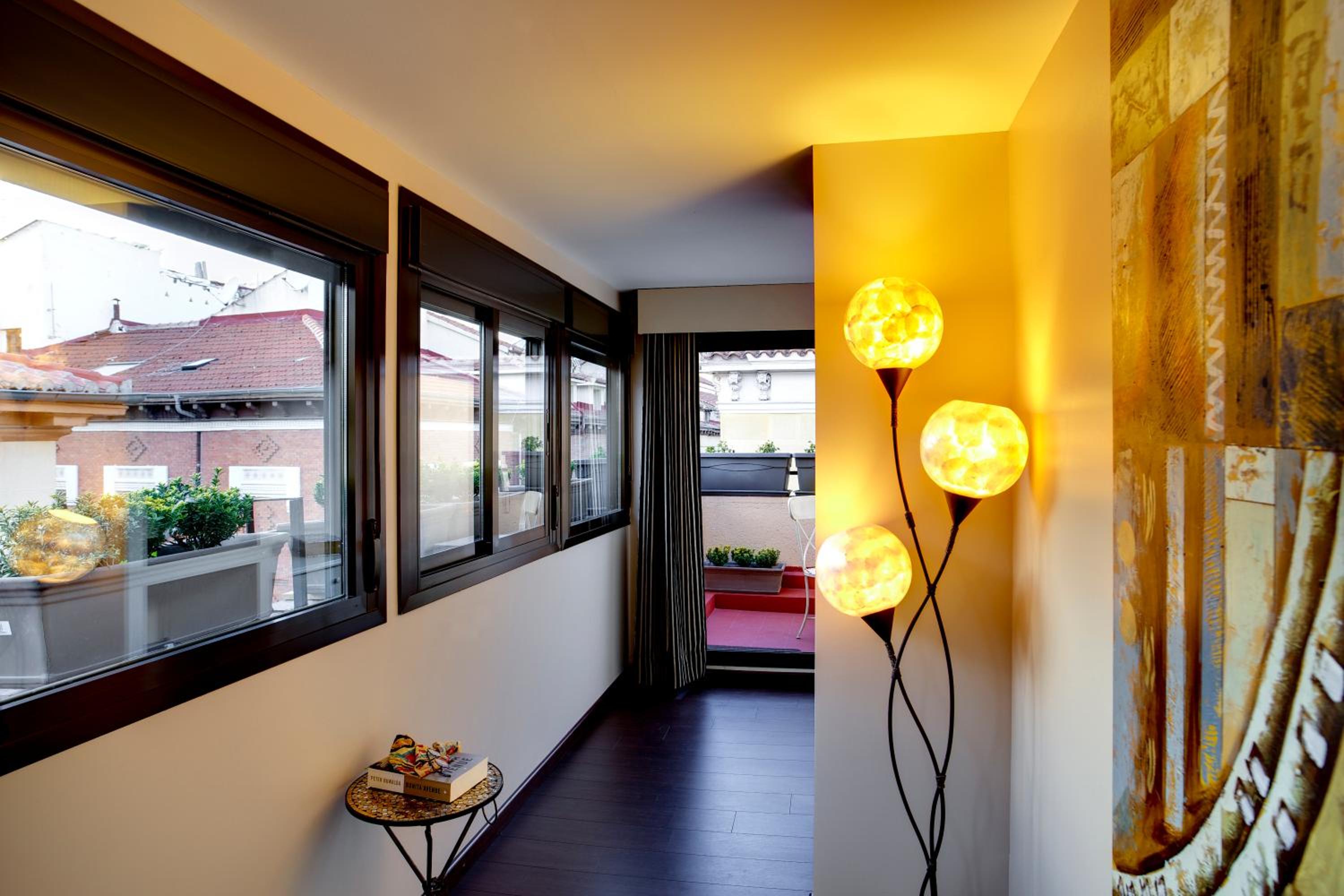 Junior Suite with Terrace - Photo 2