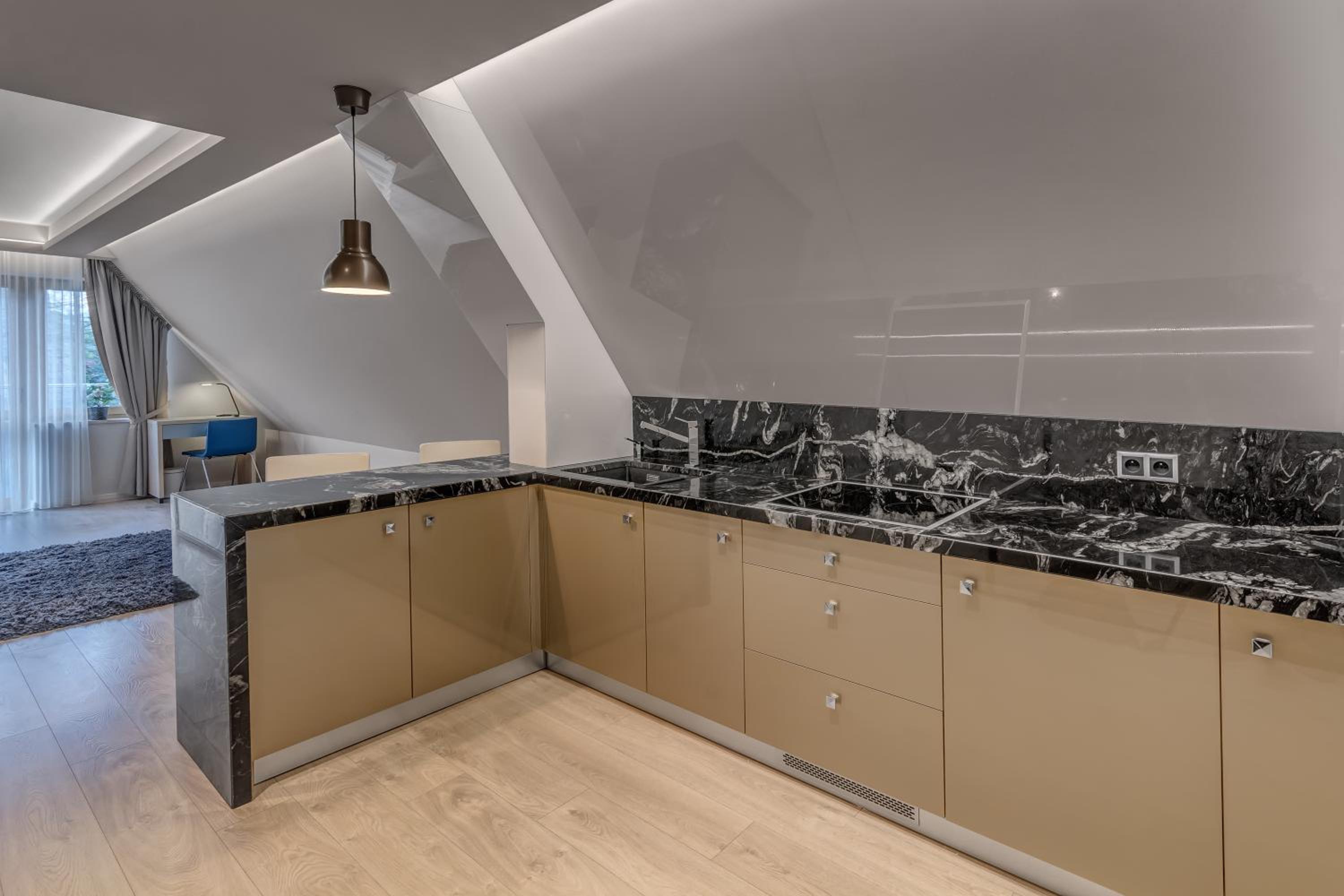 Deluxe Suite with Kitchenette and Terrace