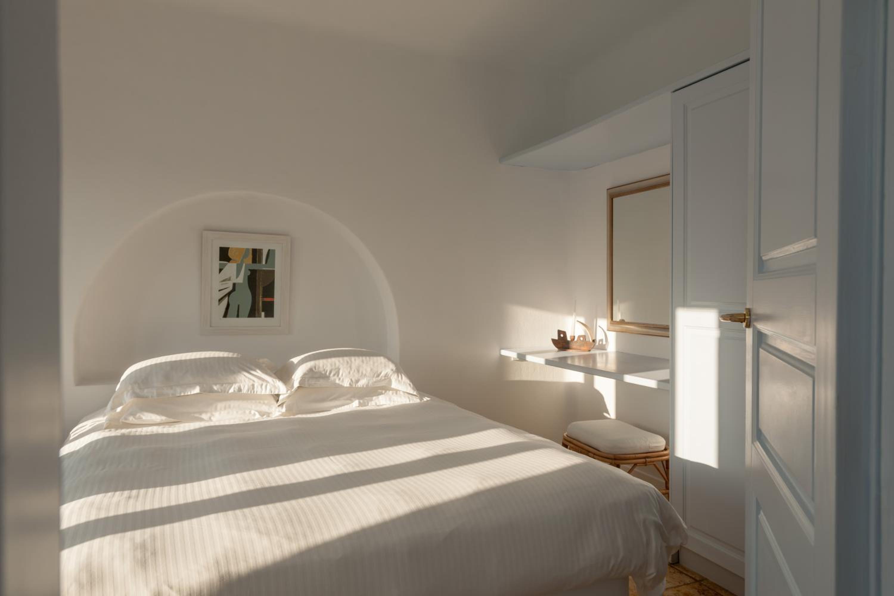 Rigoletto Suite with Caldera View - Photo 5