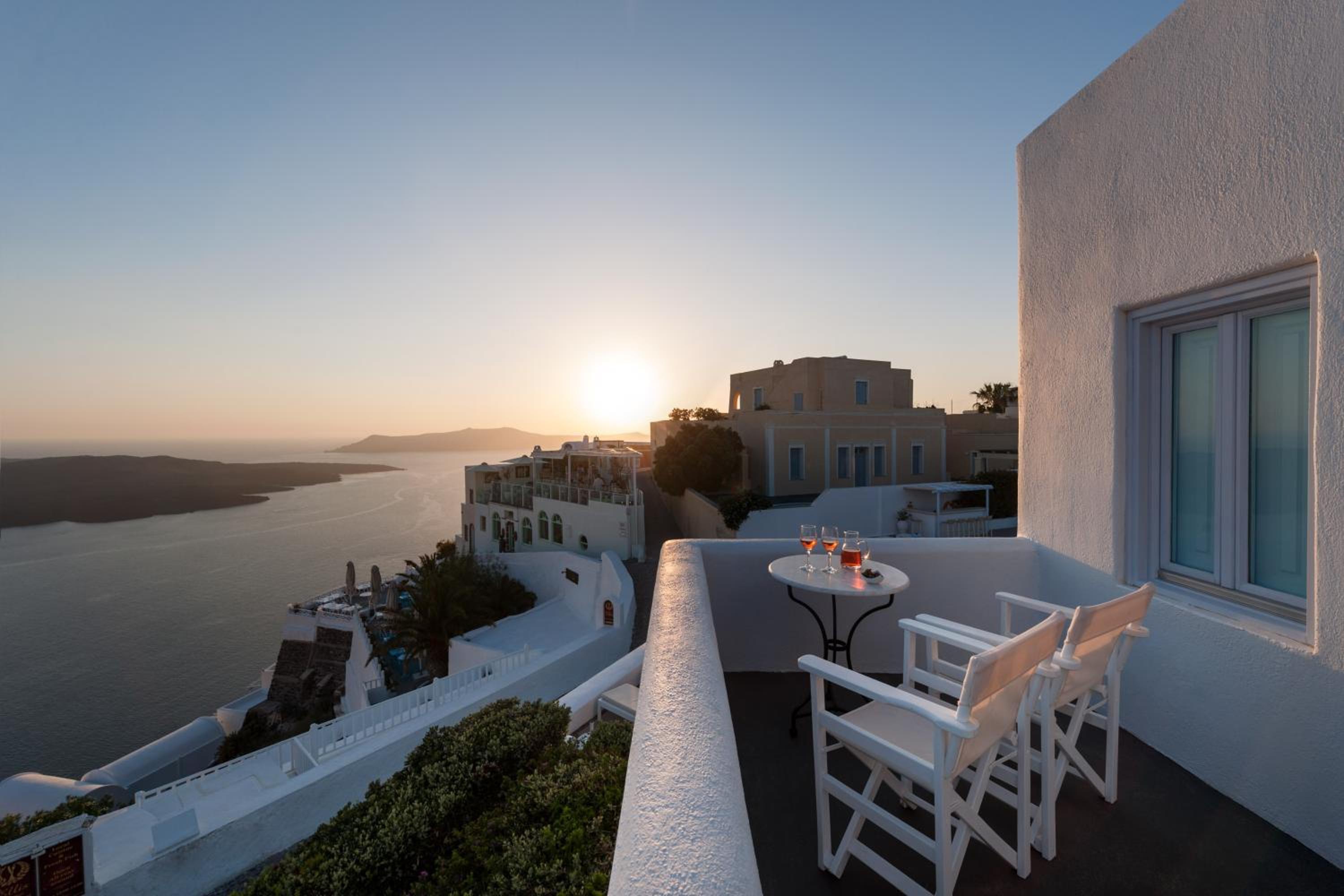 Rigoletto Suite with Caldera View - Photo 17