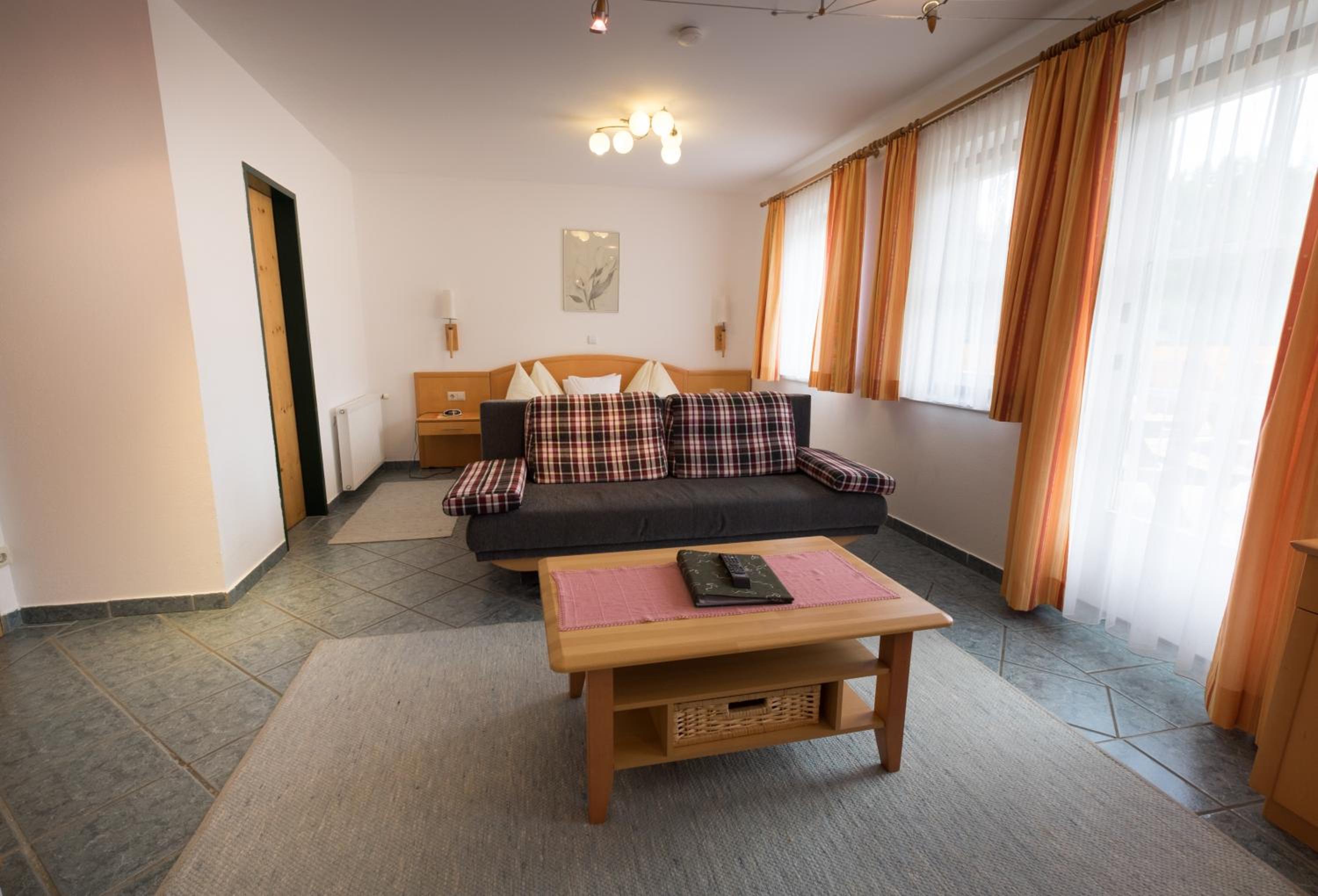 Triple Room with Balcony photo 3