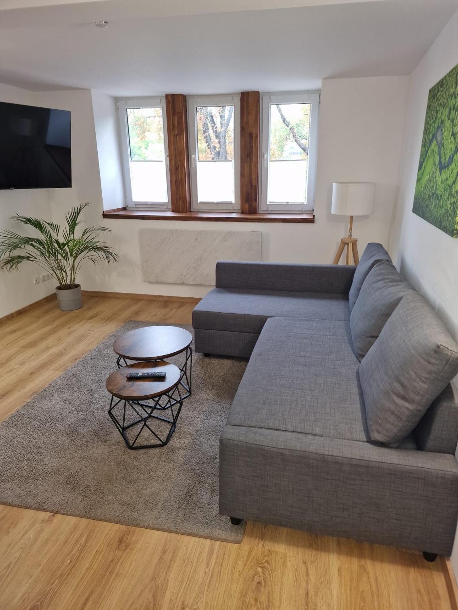 Apartment photo 1