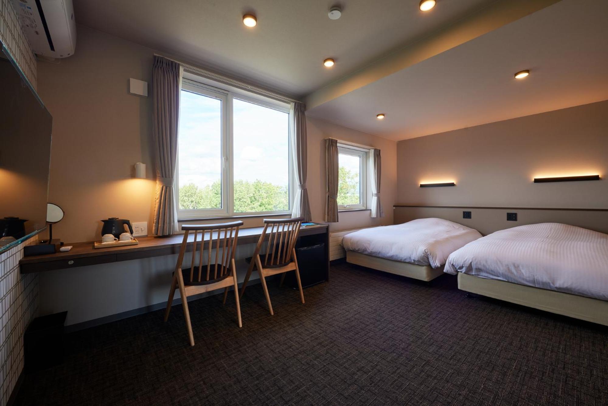 Standard Twin Room photo 2