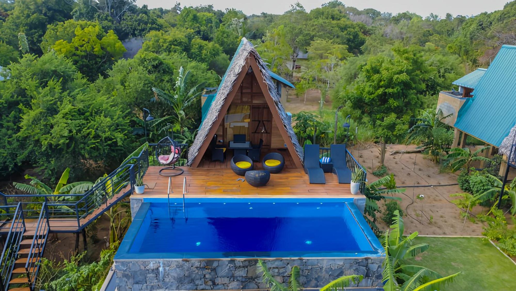 Suite with Private Pool photo 2