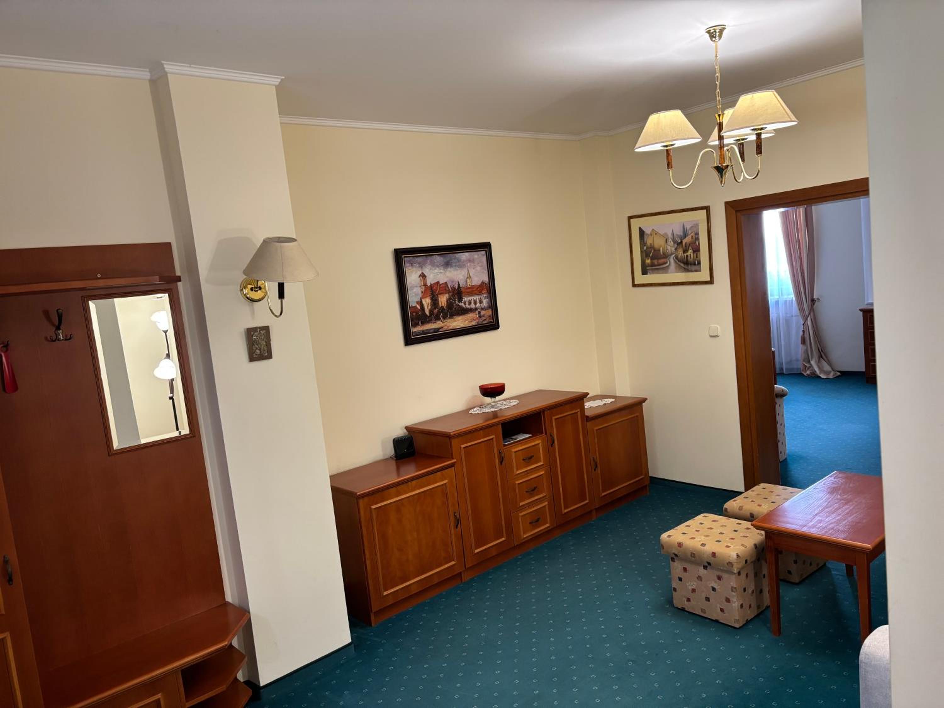 Apartment - Photo 10