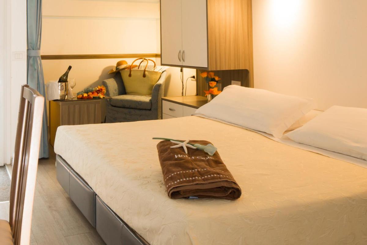 Superior Double or Twin Room photo 1