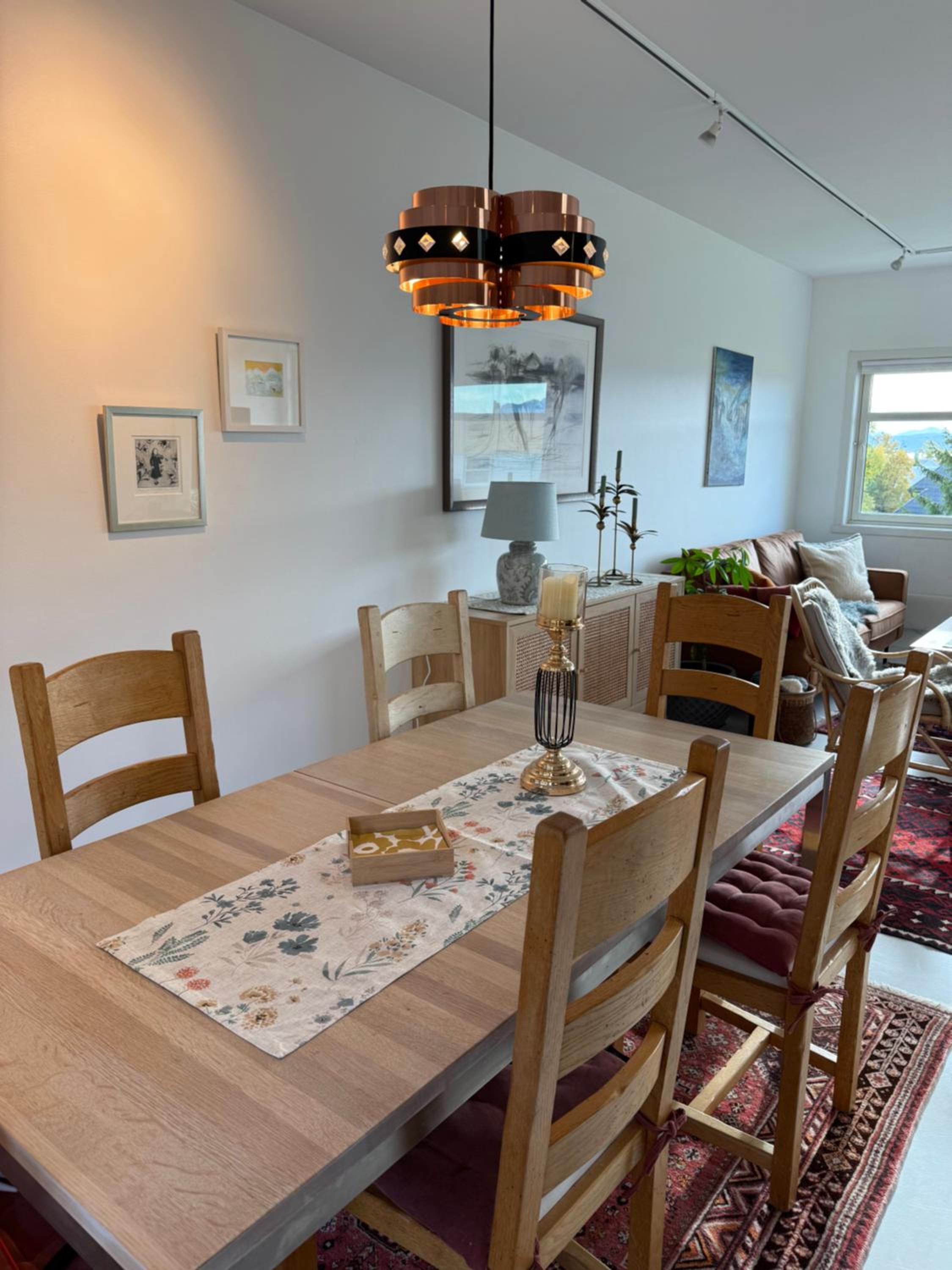 Three-Bedroom Apartment with Sea View photo 1