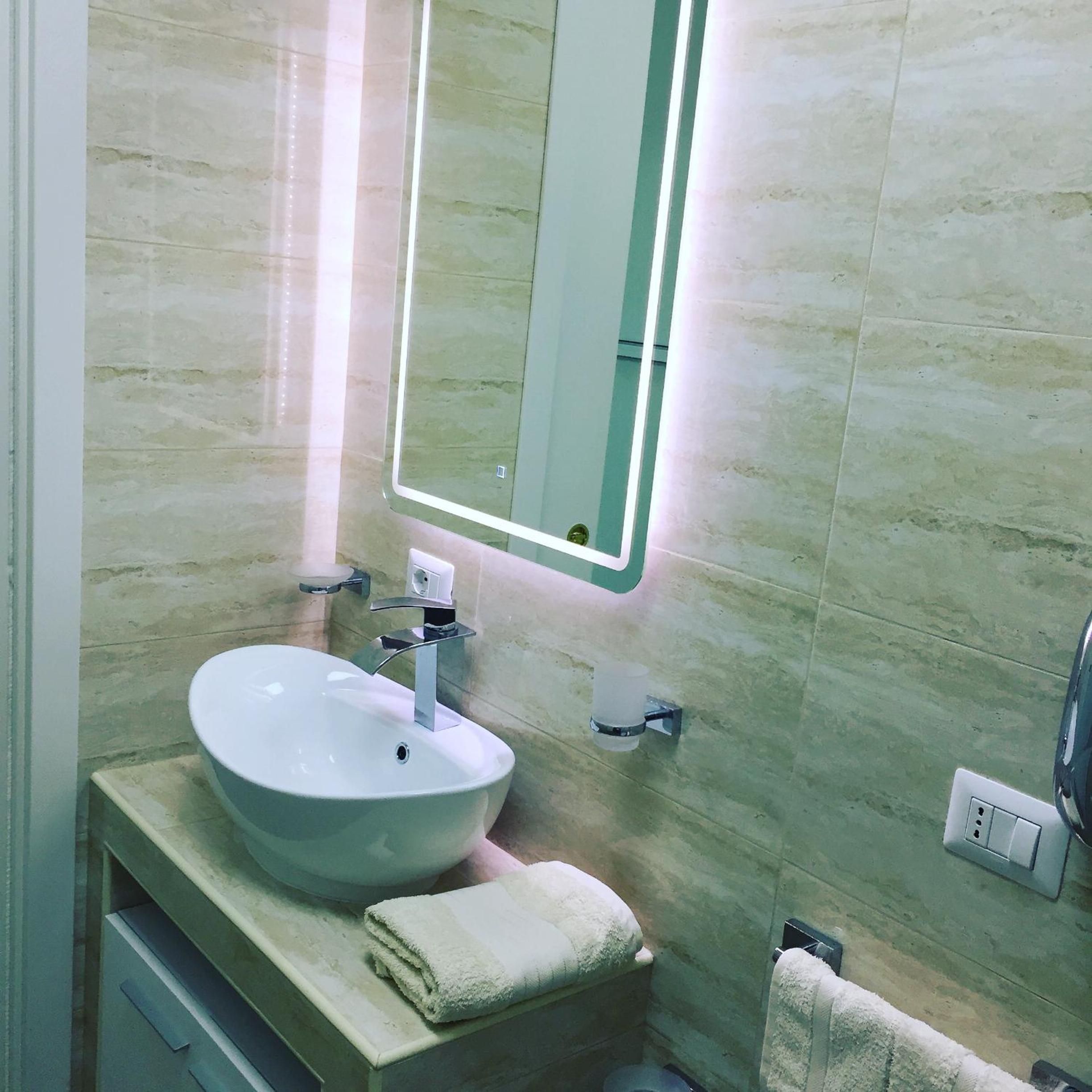 Double or Twin Room - Private Bathroom  - Photo 27