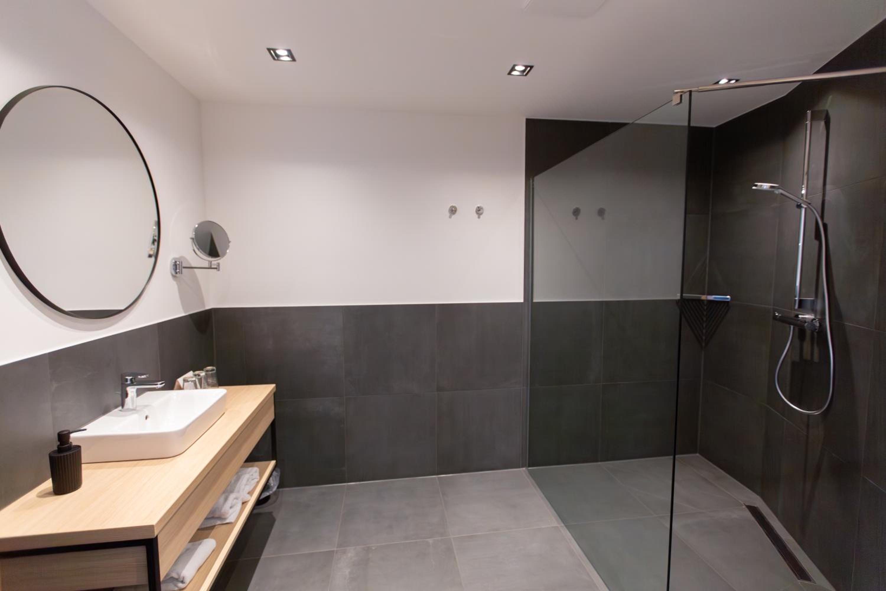Double Room - Photo 3