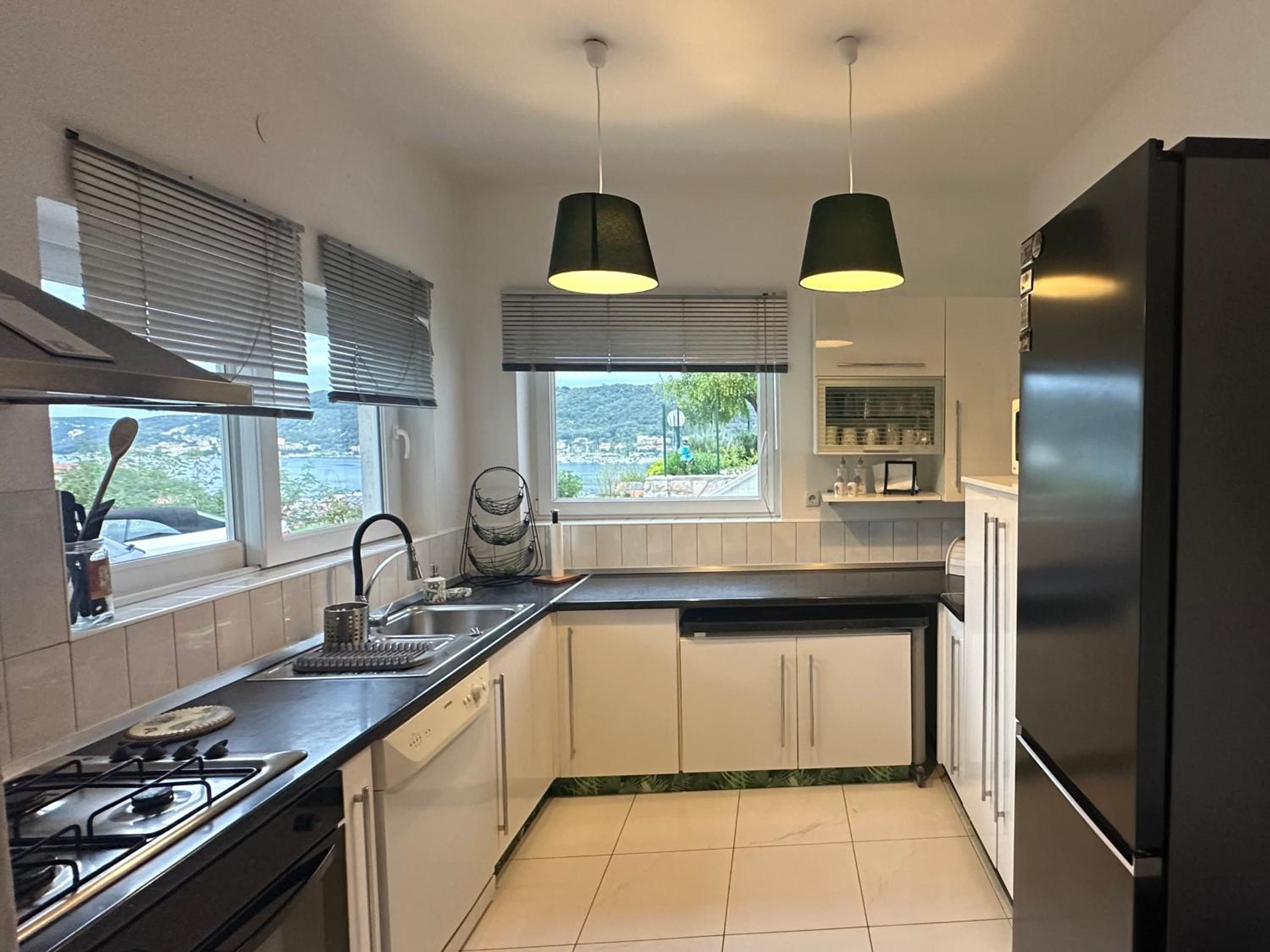 One-Bedroom Premium Apartment with Ocean View