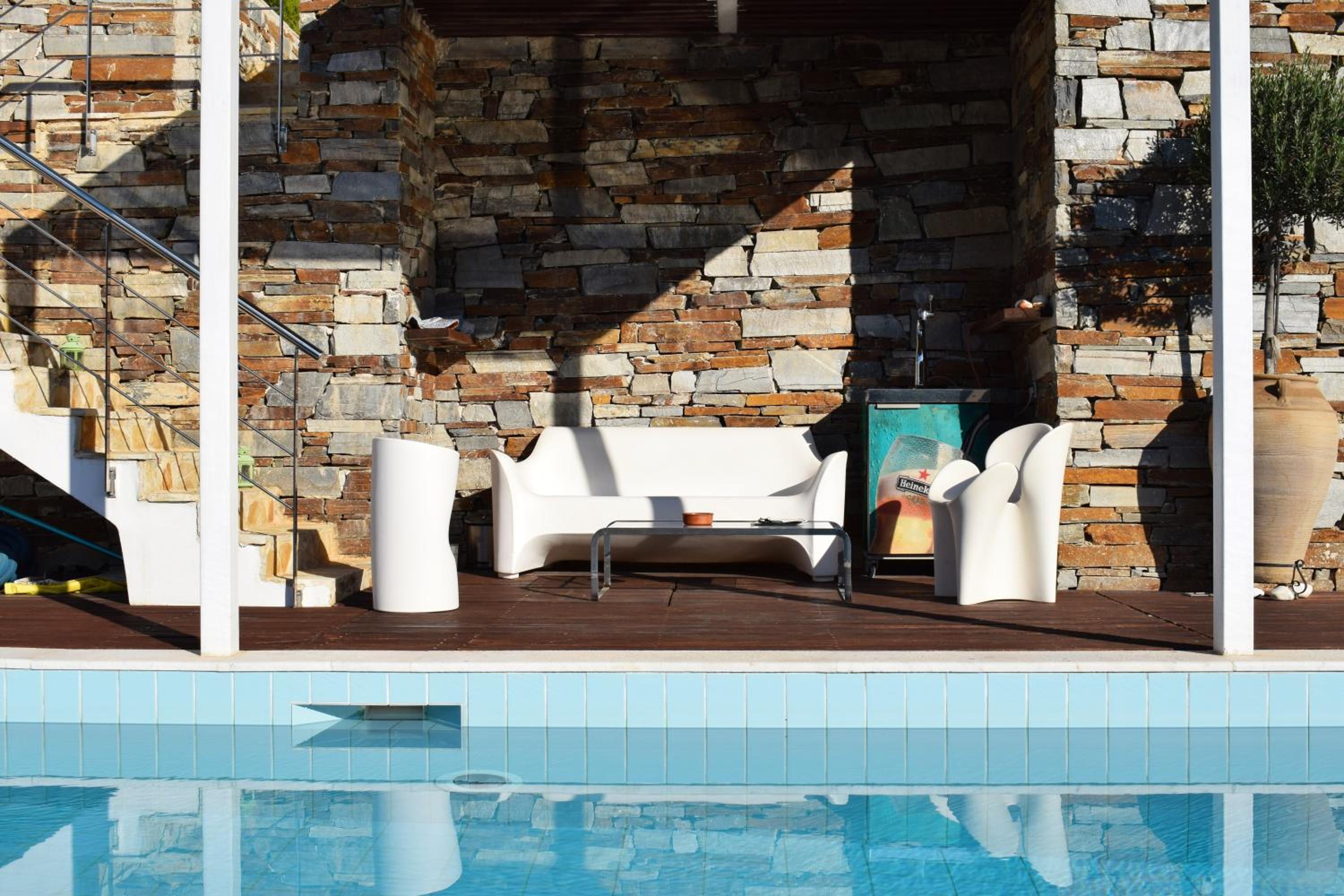 Deluxe Suite with Sea View and direct Pool Access photo 2