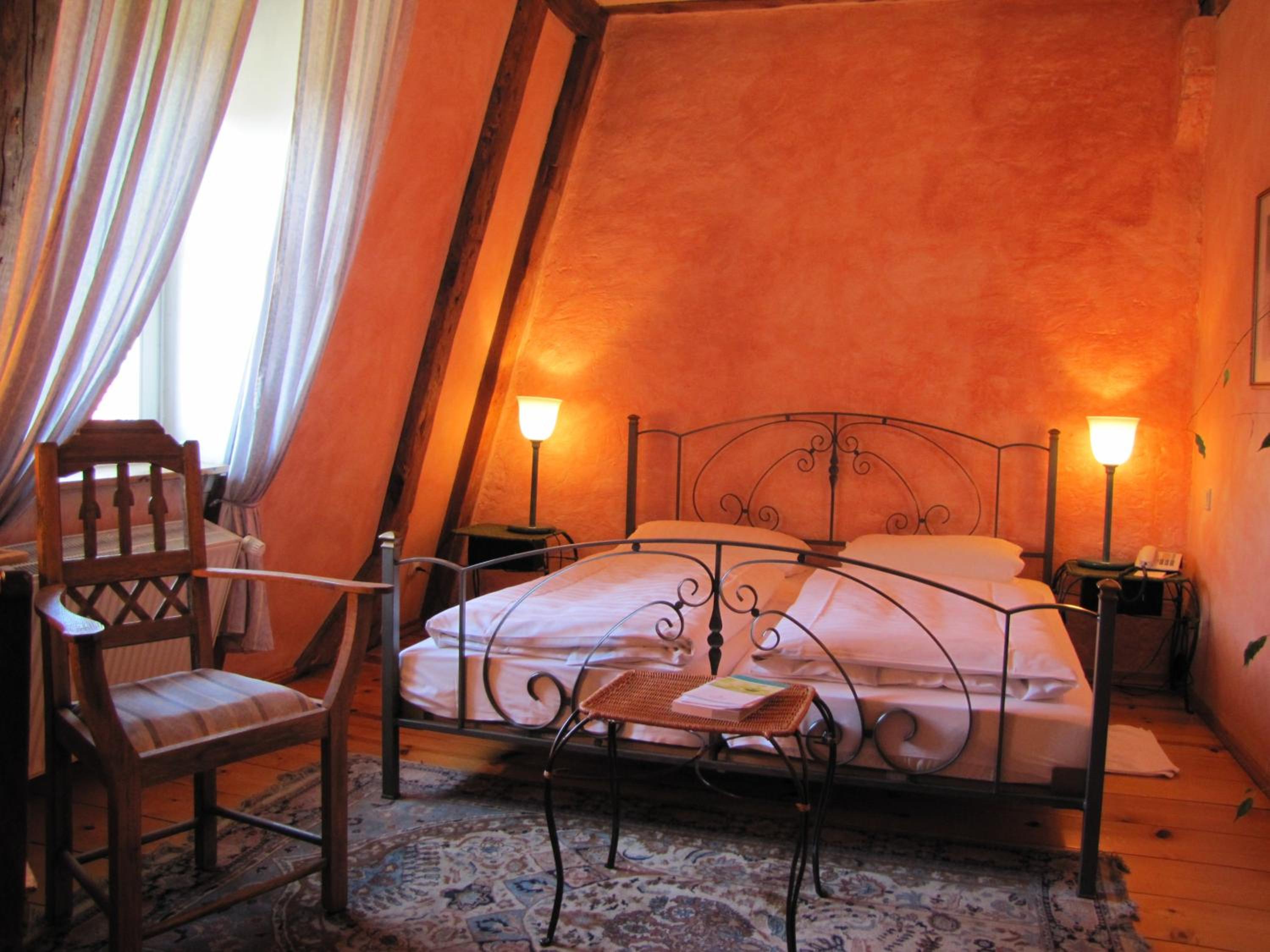 Double Room - Photo 3
